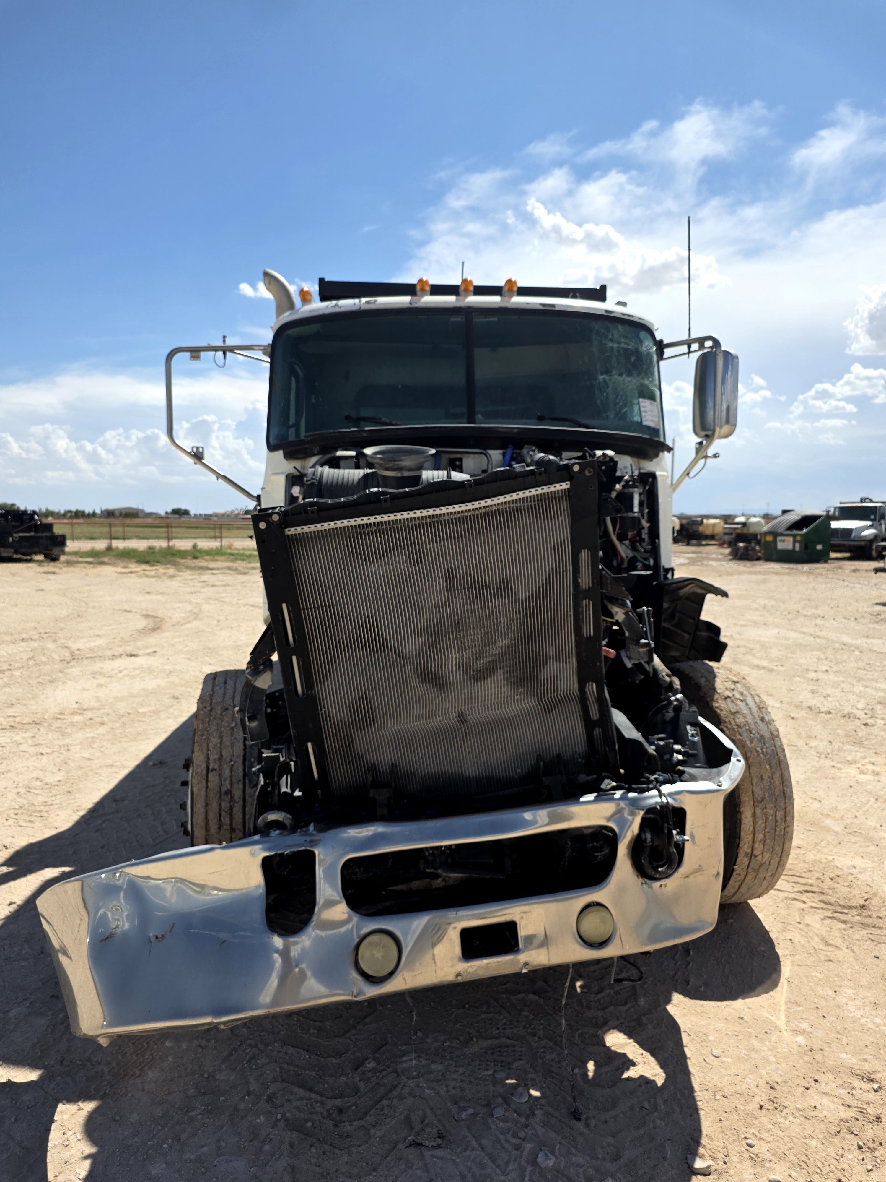 2015 Mack VISION