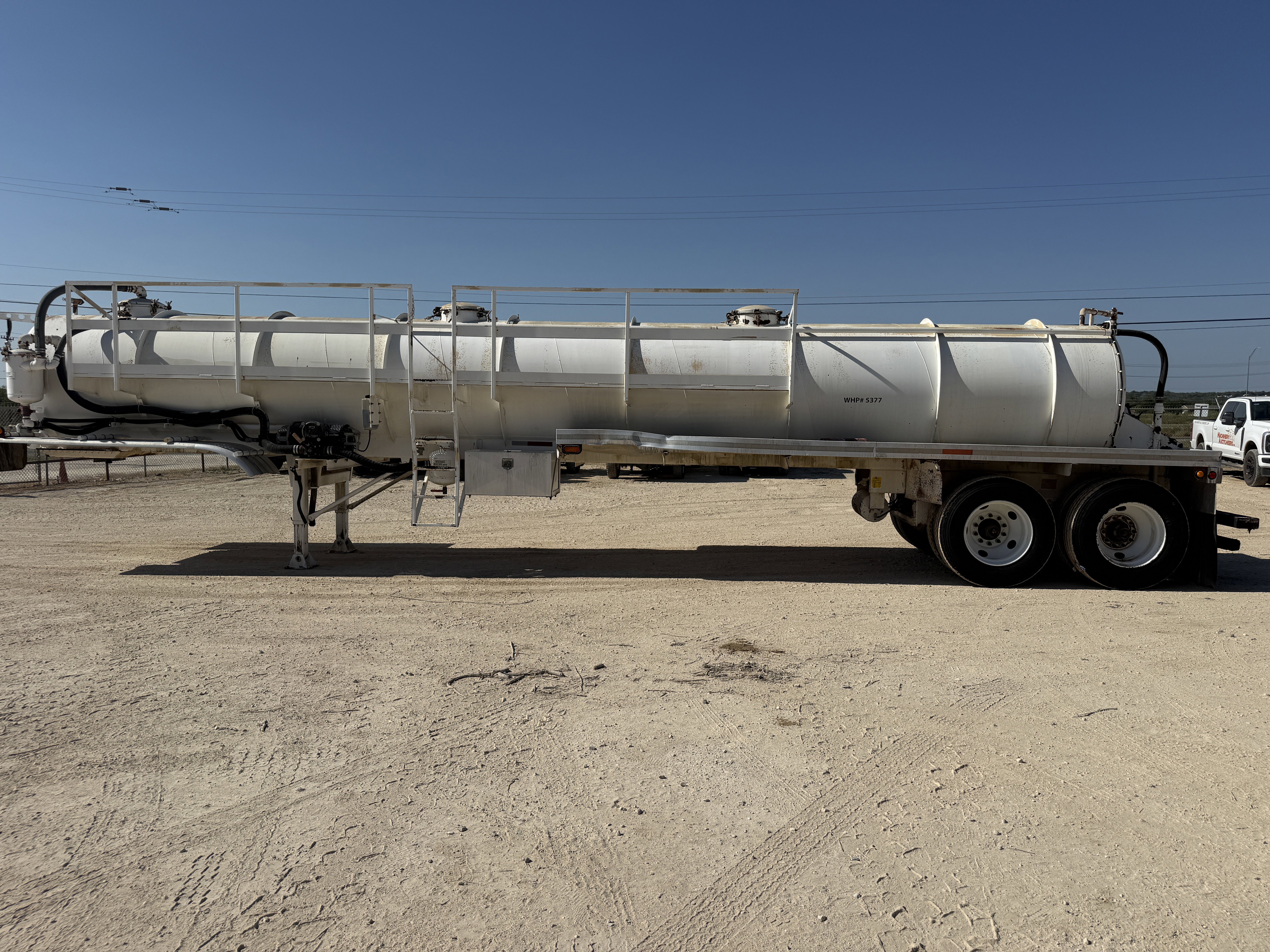 2016 Trojan 130BBL