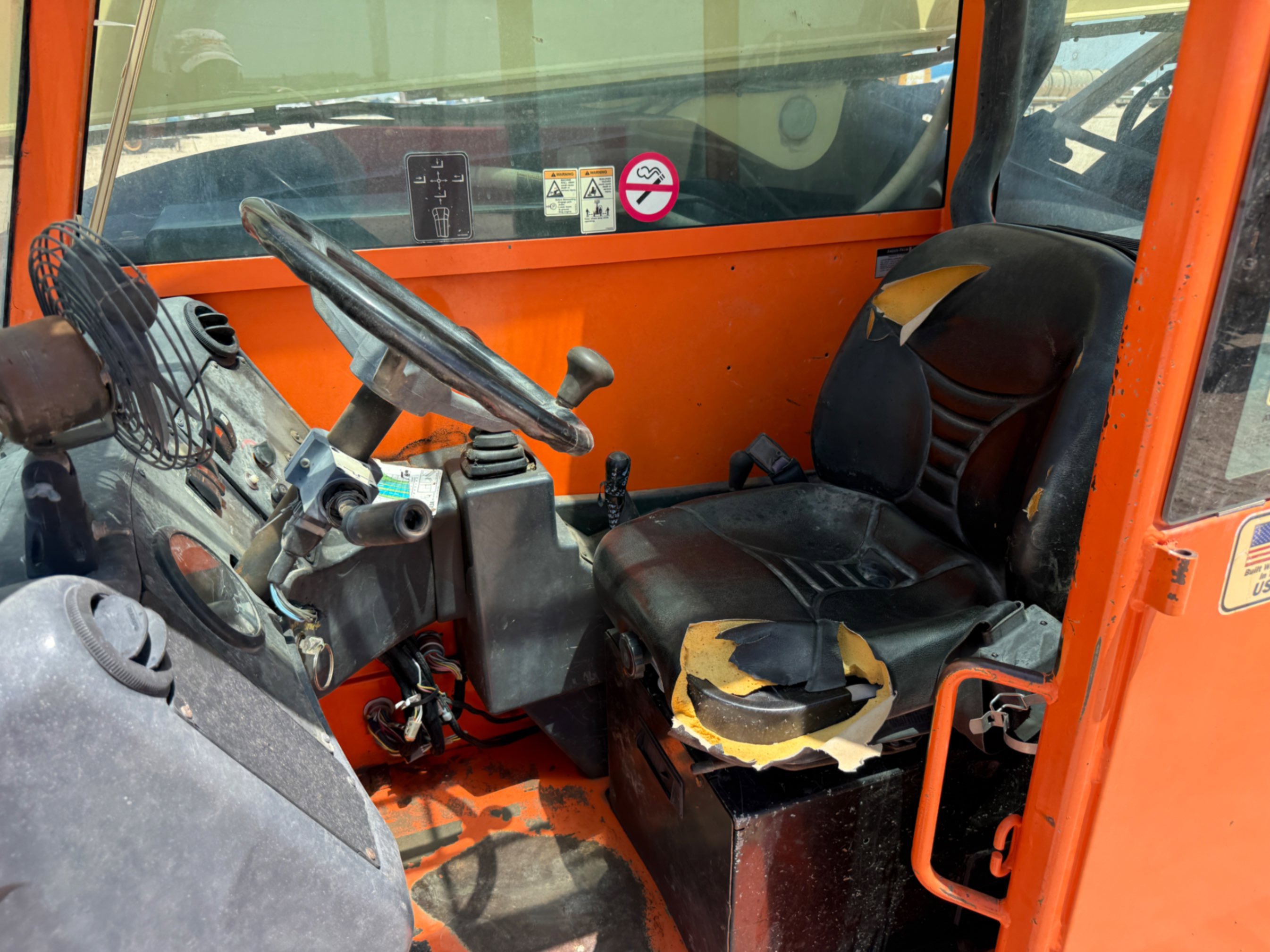 2014 JLG WA320