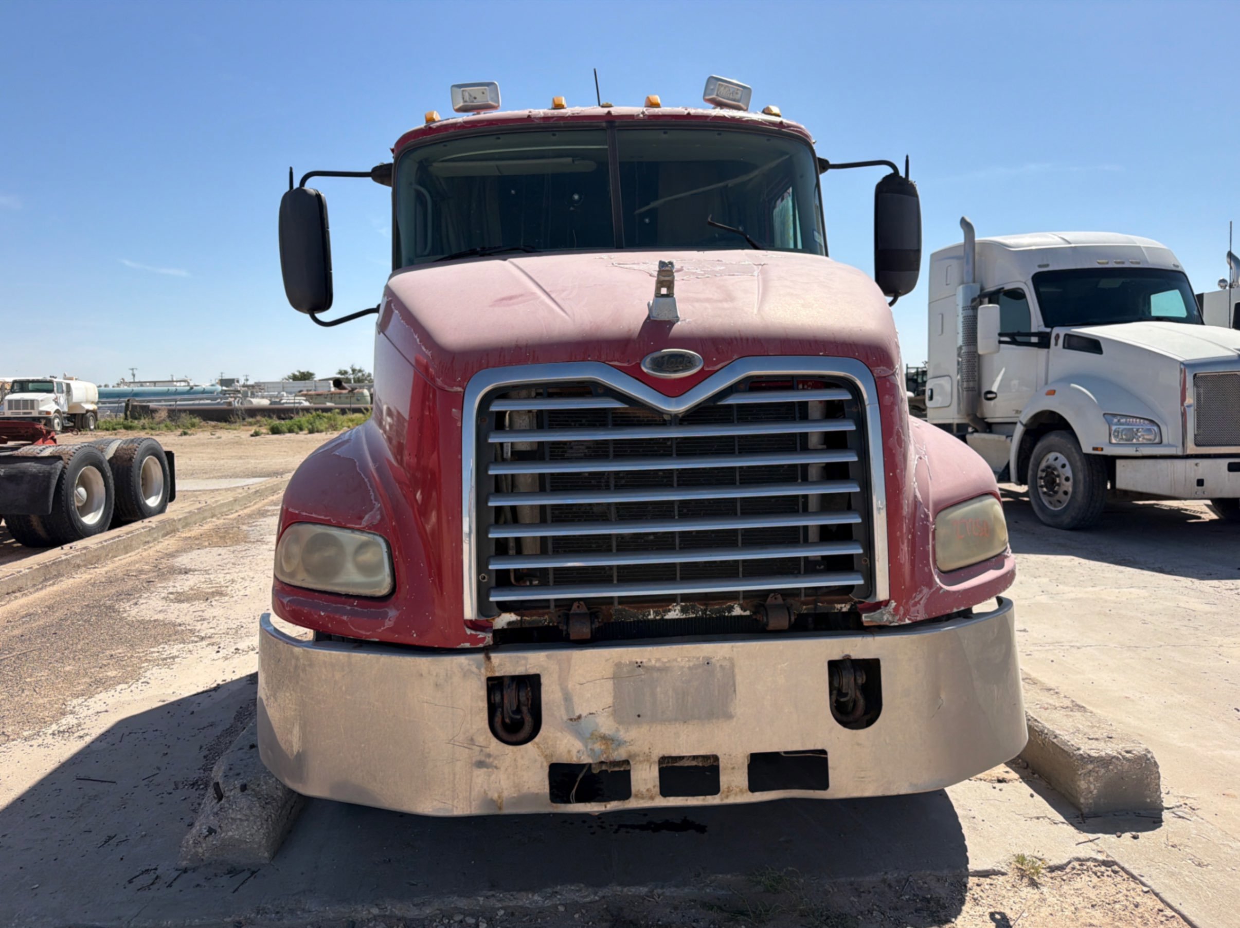 2001 Mack VISION
