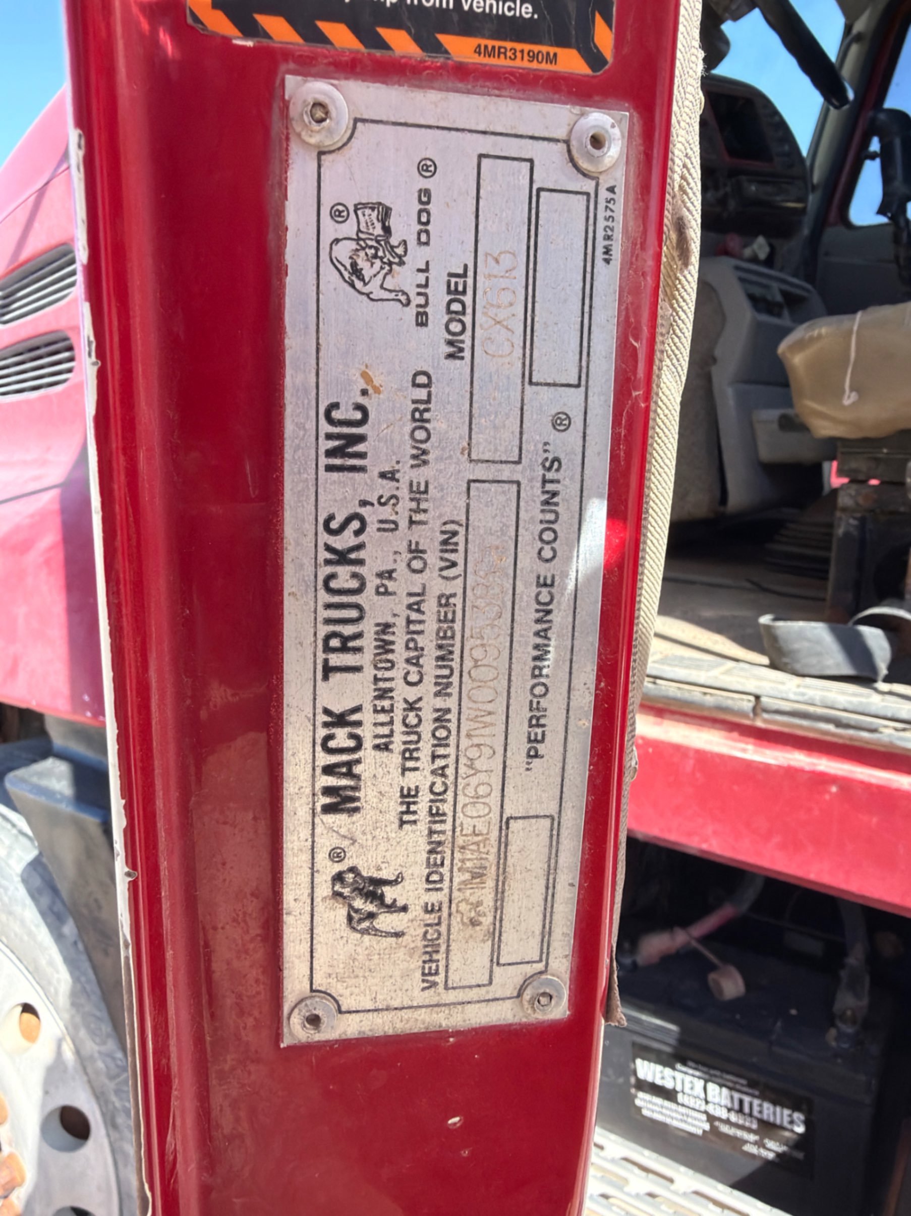 2001 Mack VISION