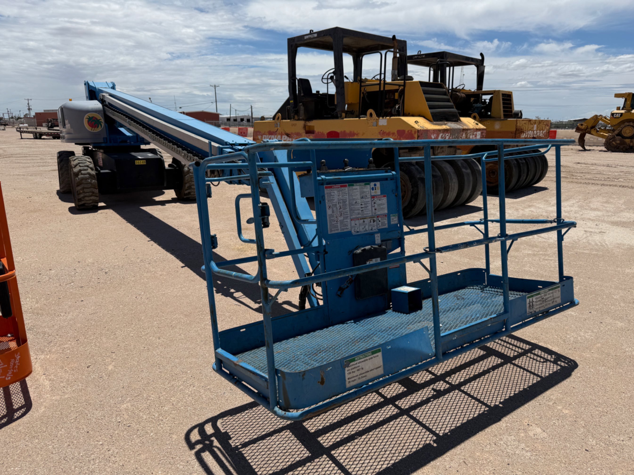 2006 Genie 226D