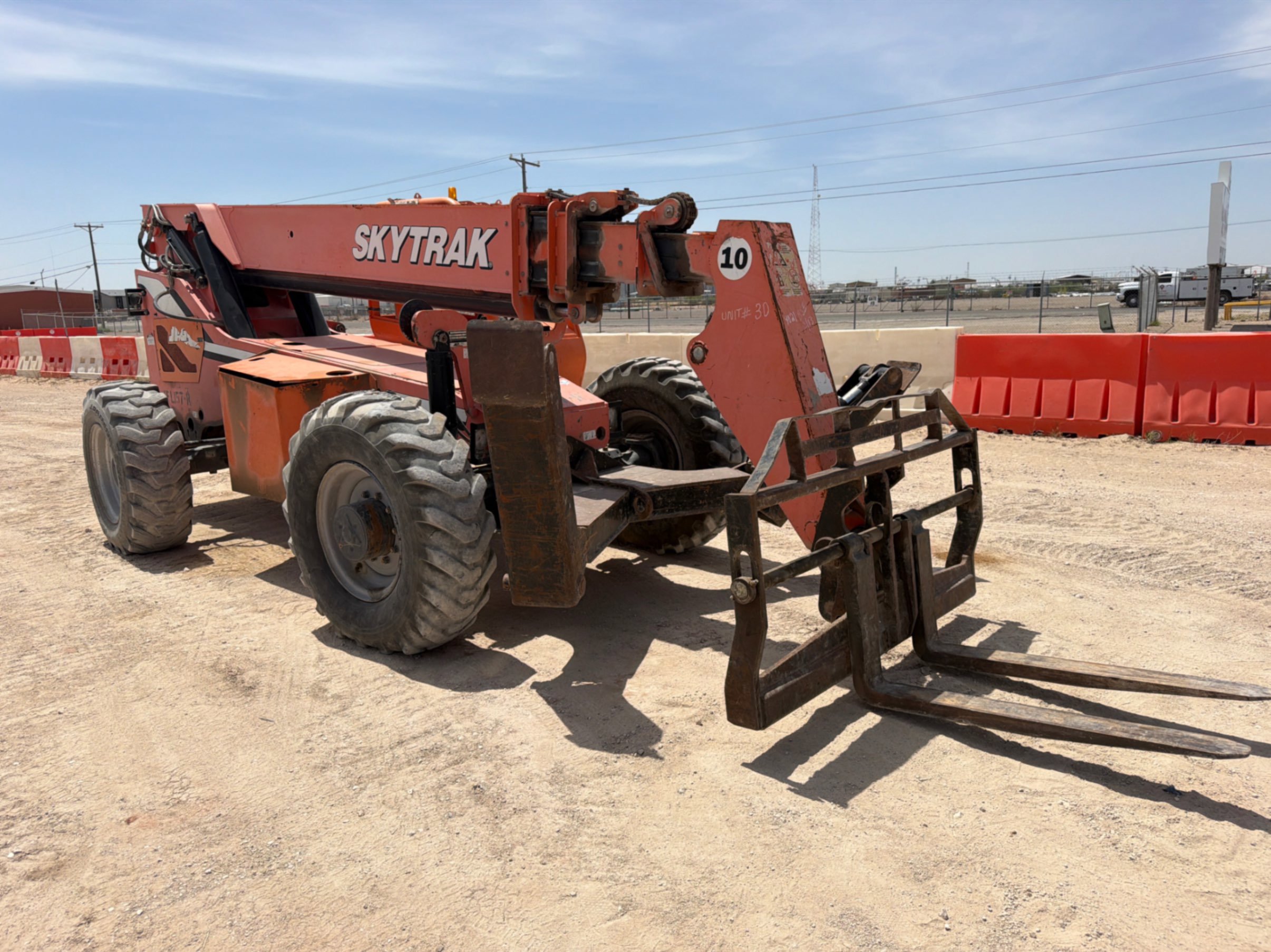 2015 Hyster 10054