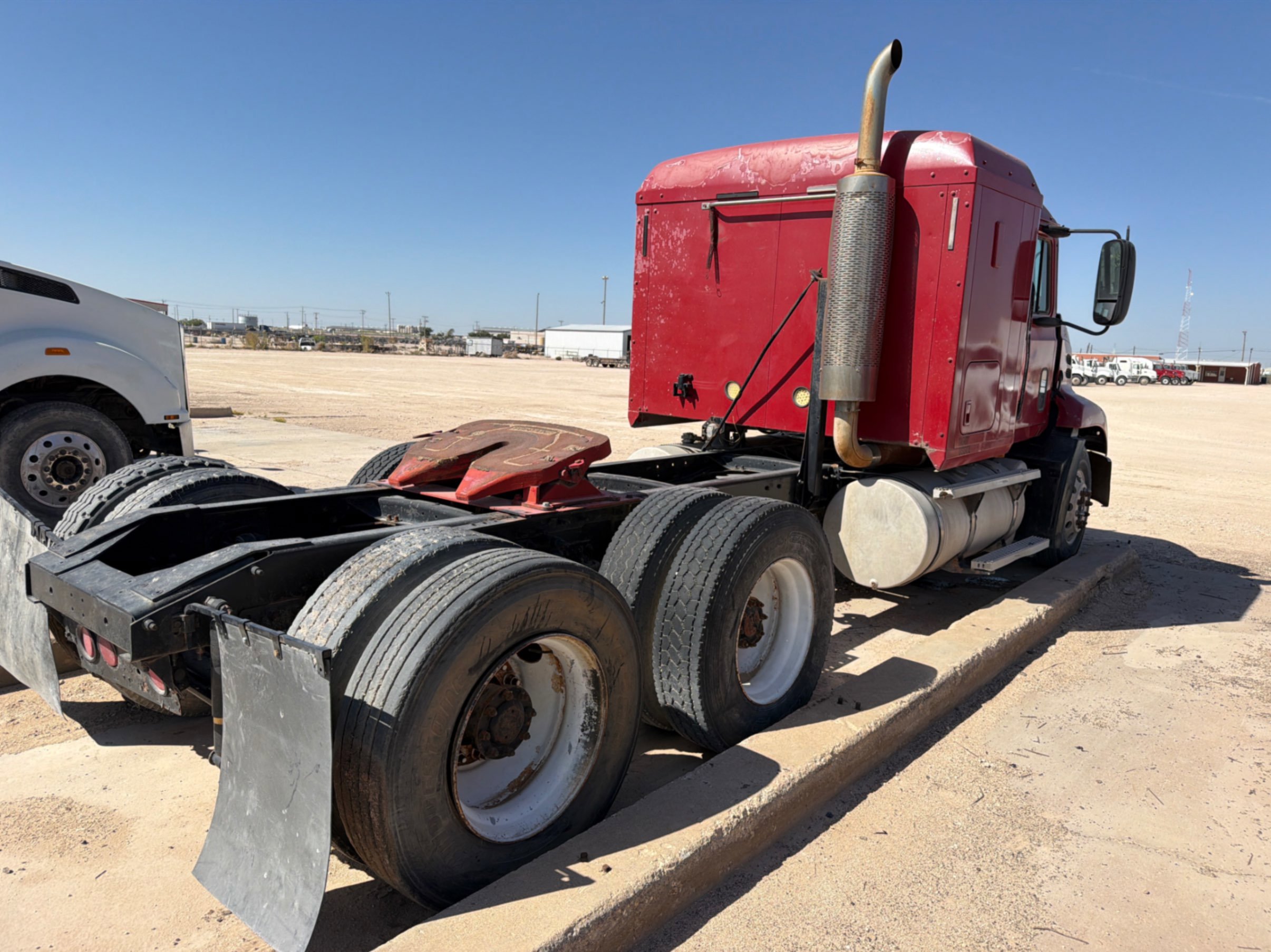 2001 Mack VISION