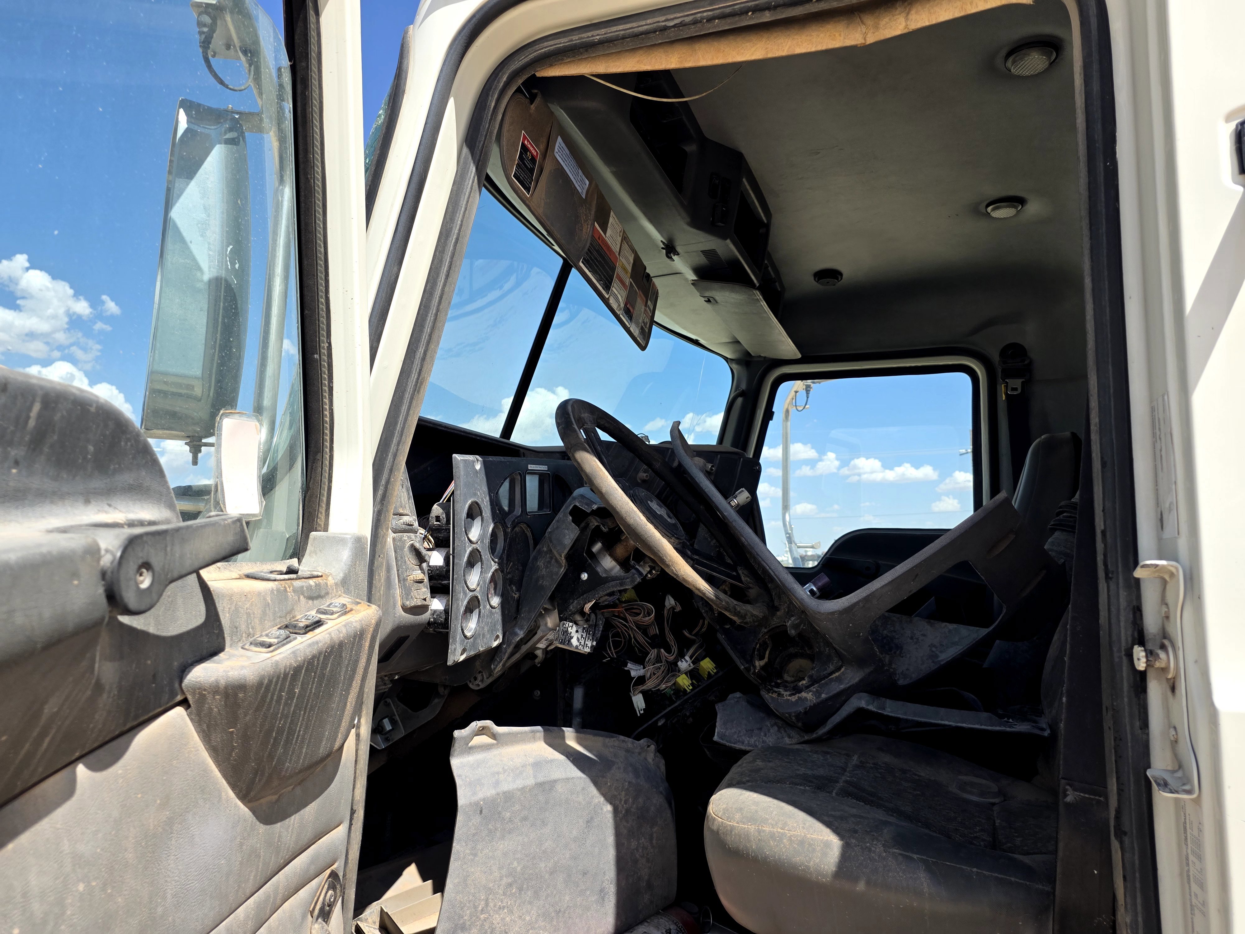2015 Mack VISION