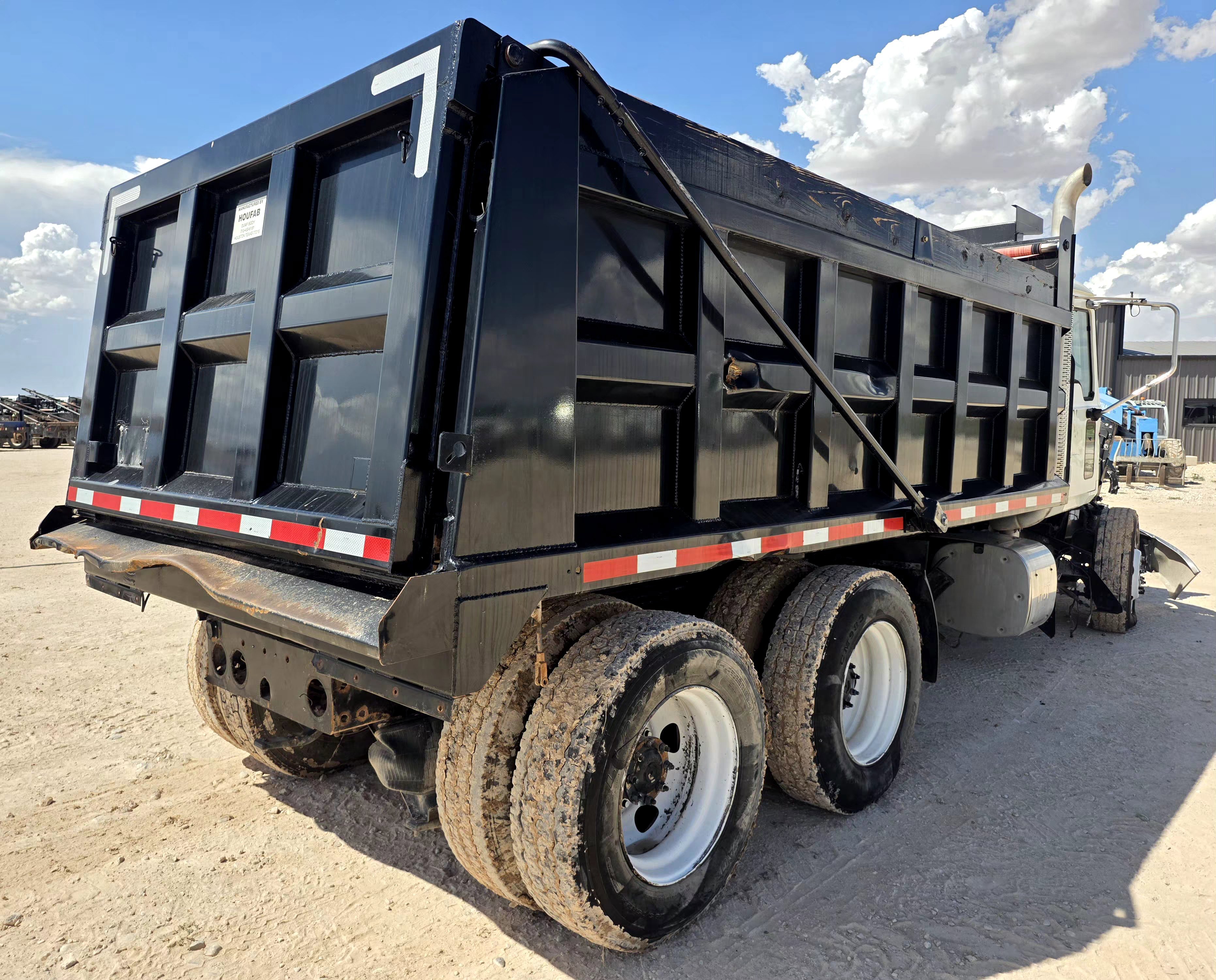 2015 Mack VISION