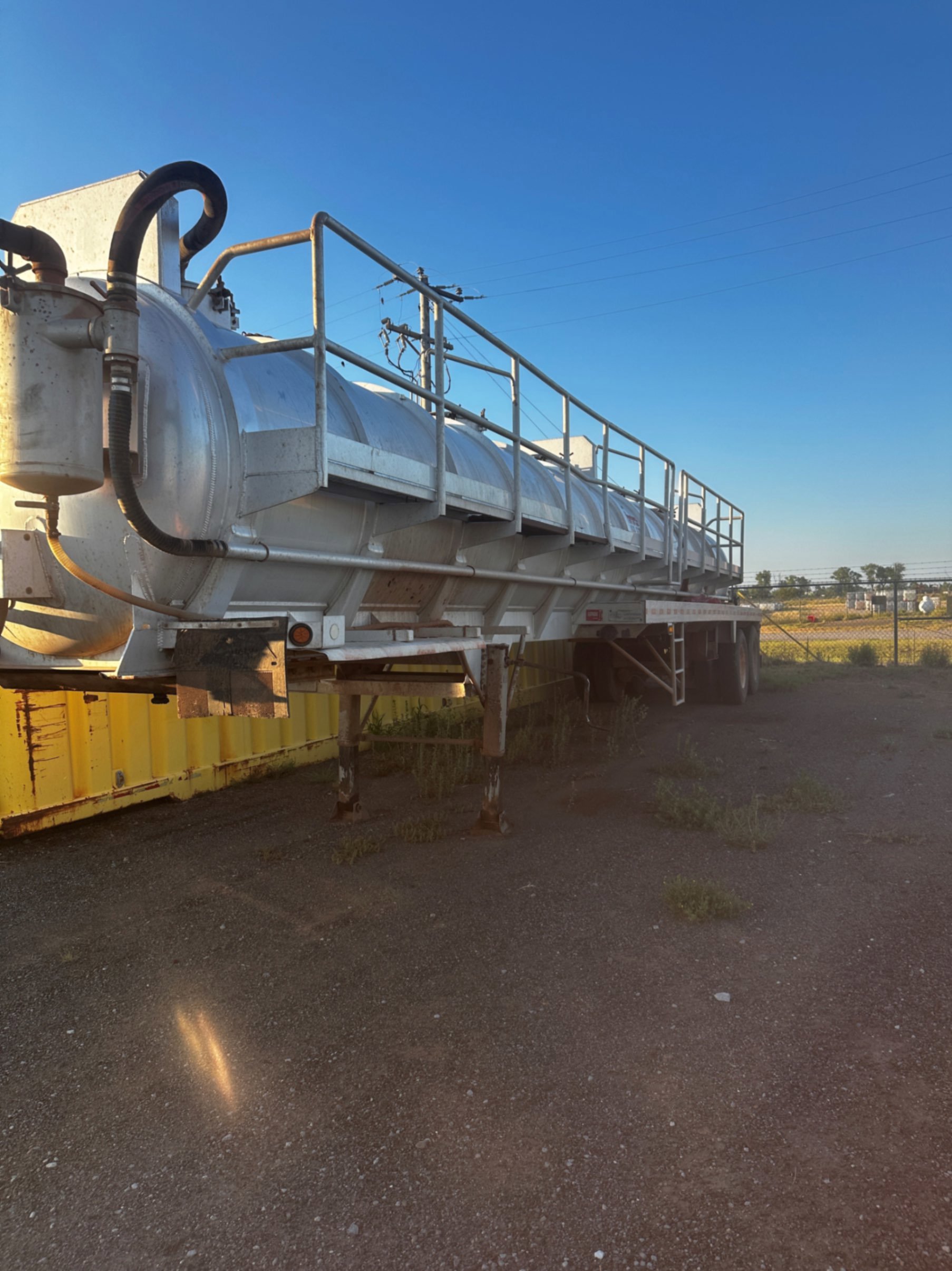 2017 DRAGON 150BBL VACUUM TRAILER