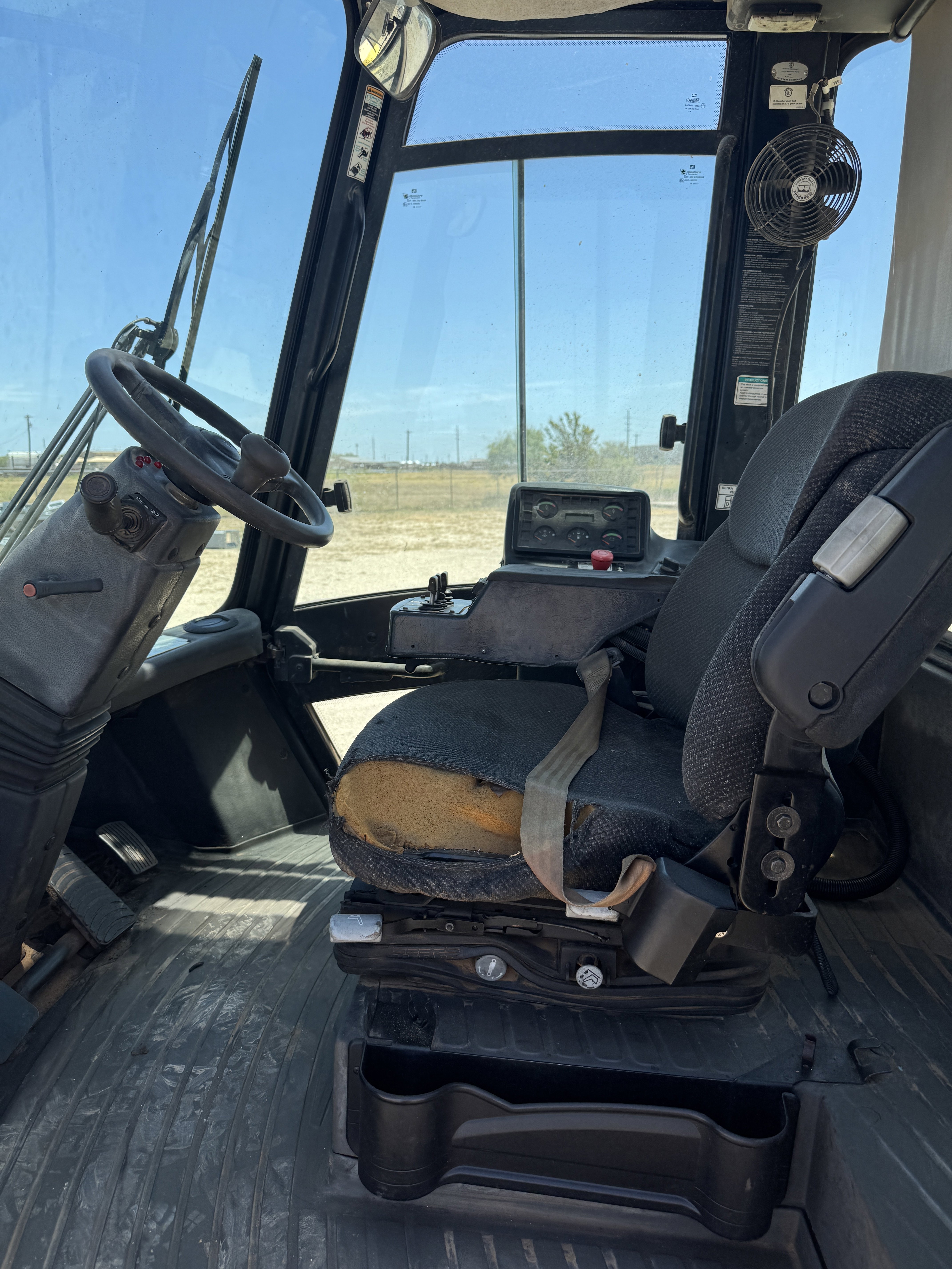 2015 Hyster 10054