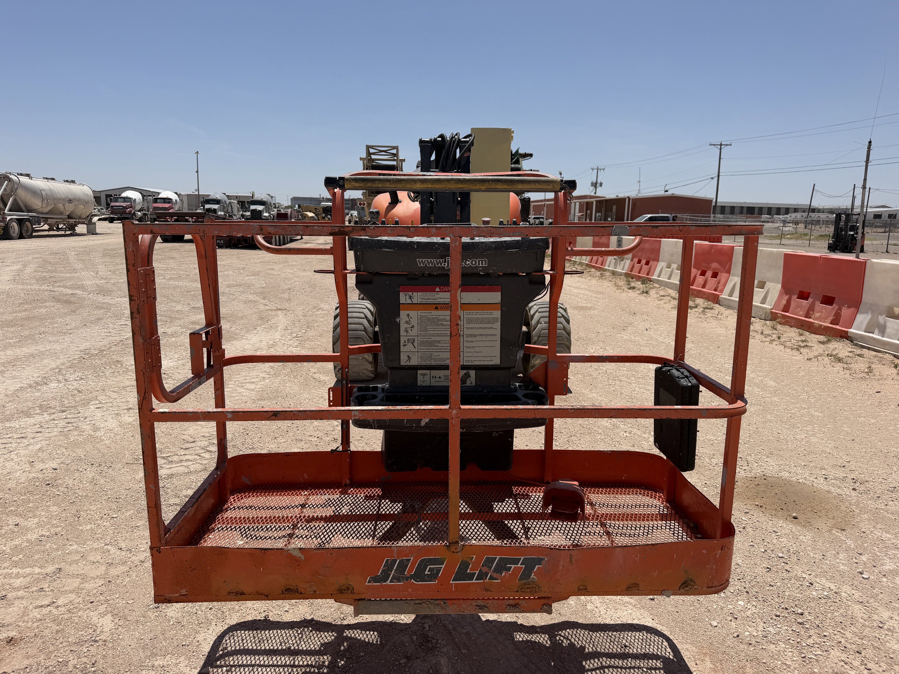 2007 JLG 450AJ