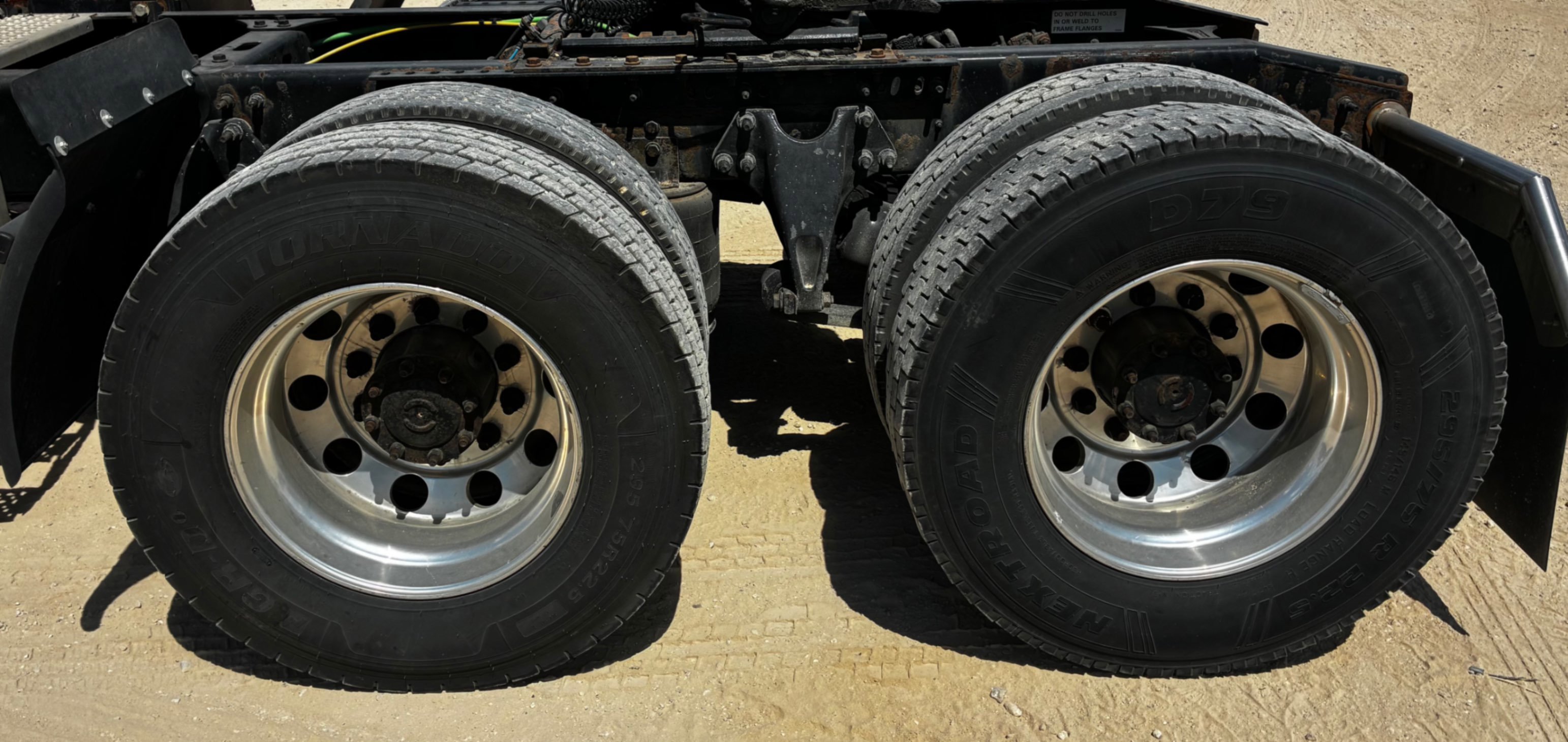 2015 Mack VISION