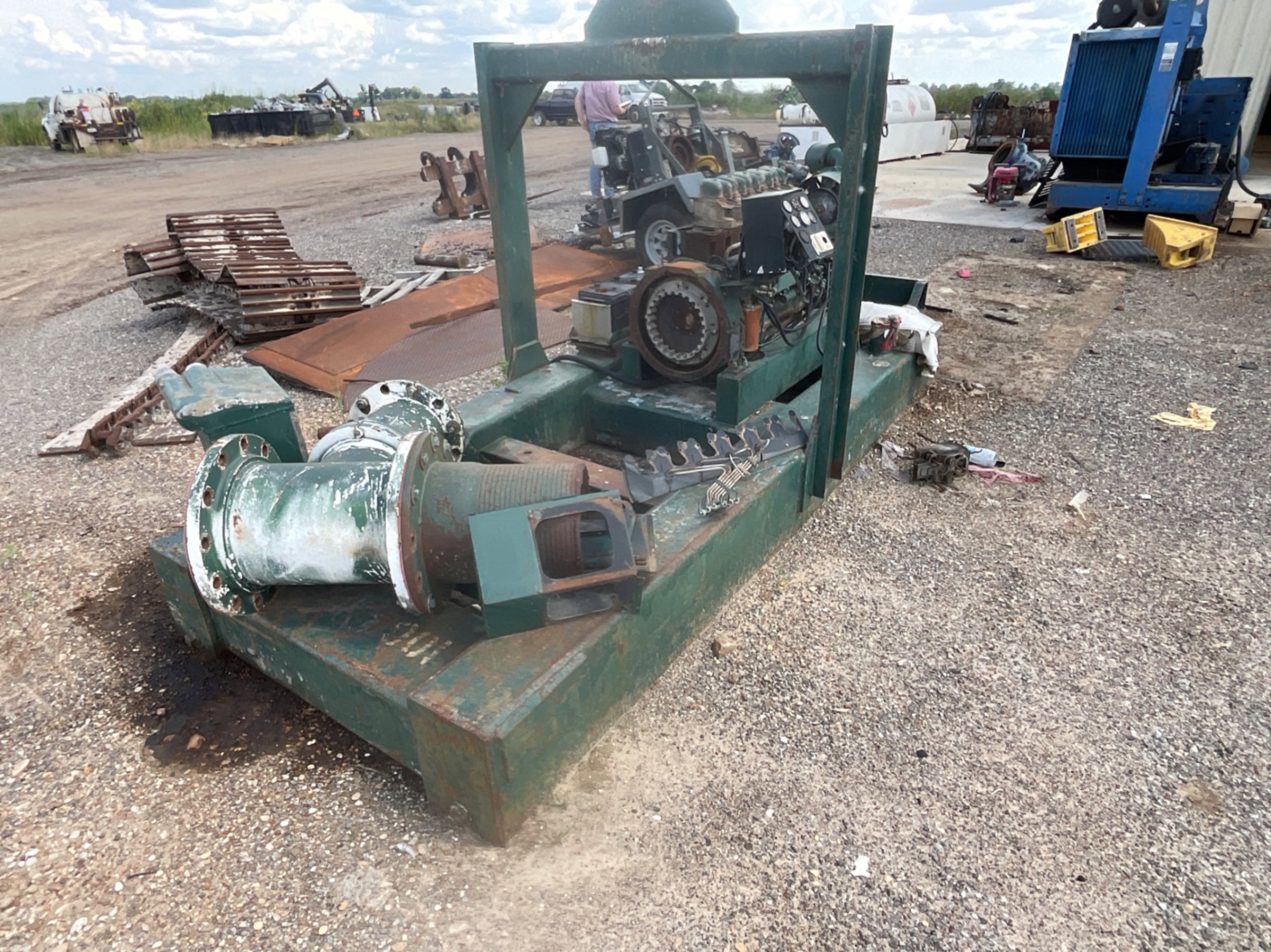 DEUTZ/PIONEER PUMP (INOPERABLE)