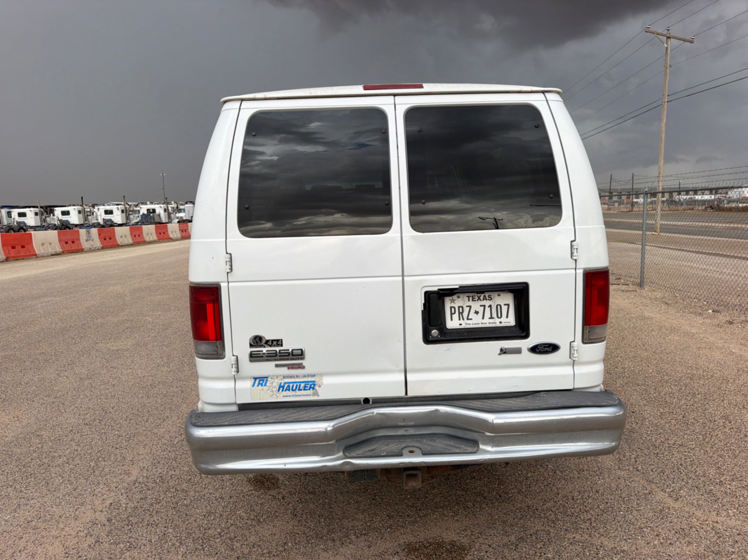 2011 Ford E-SERIES