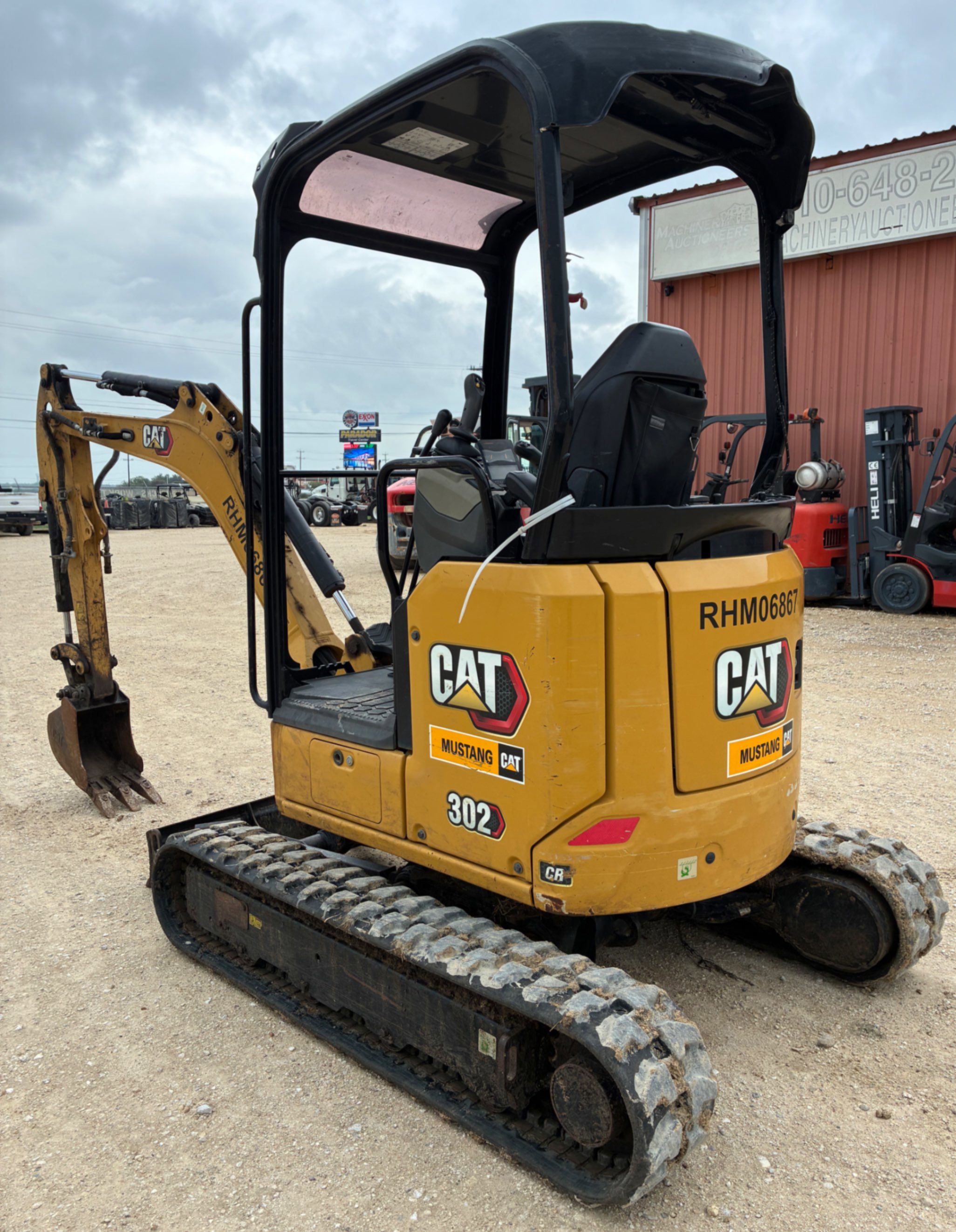 2024 Caterpillar 302