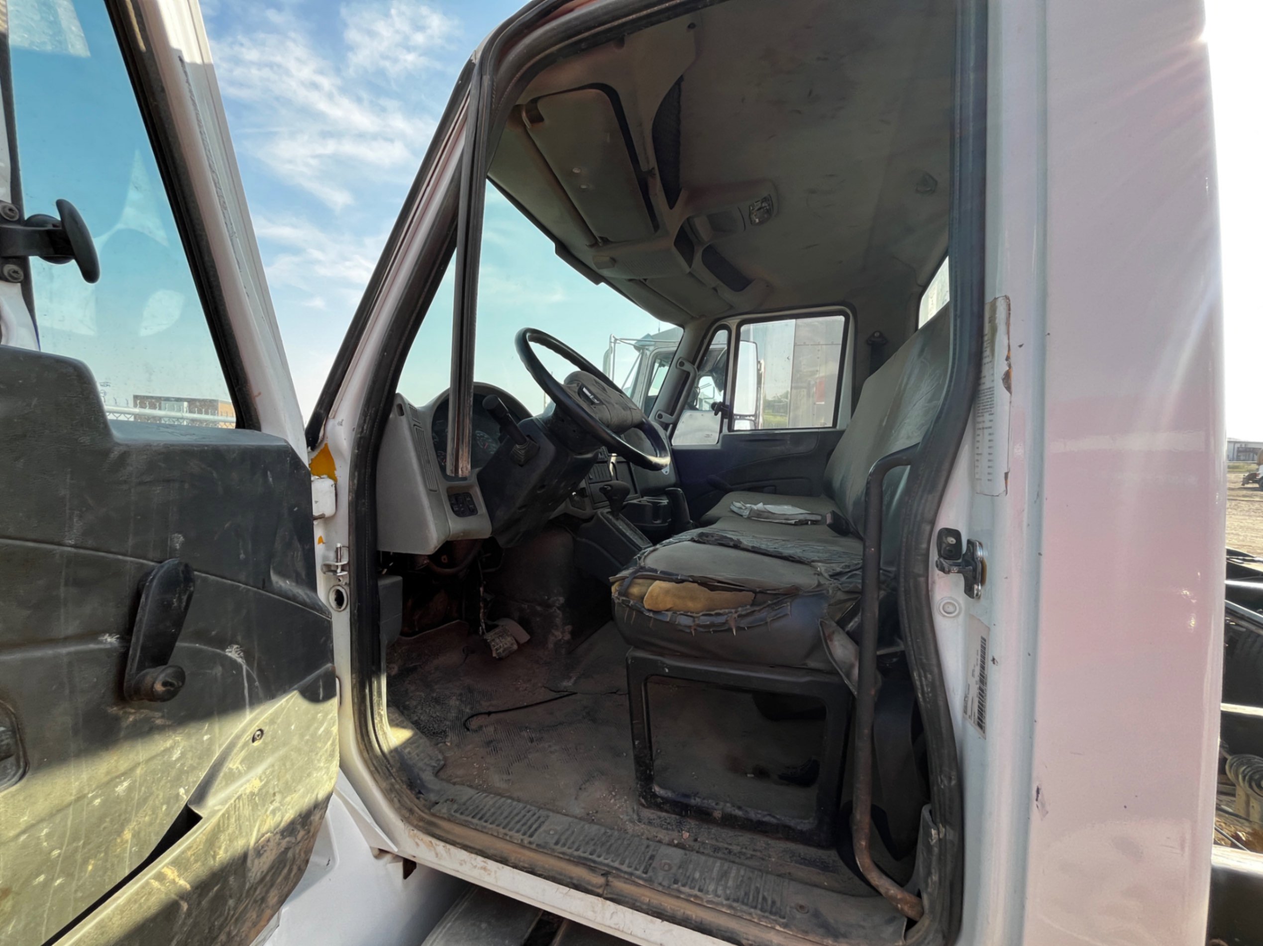 2013 International DURASTAR 4300