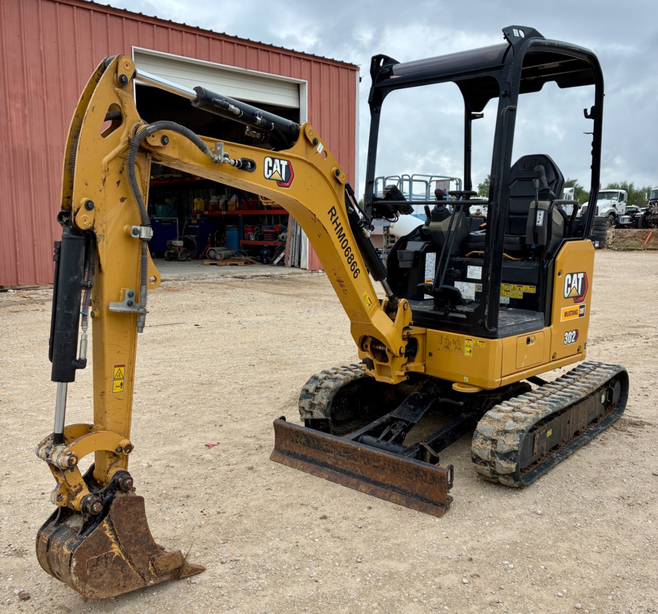 2024 Caterpillar 302