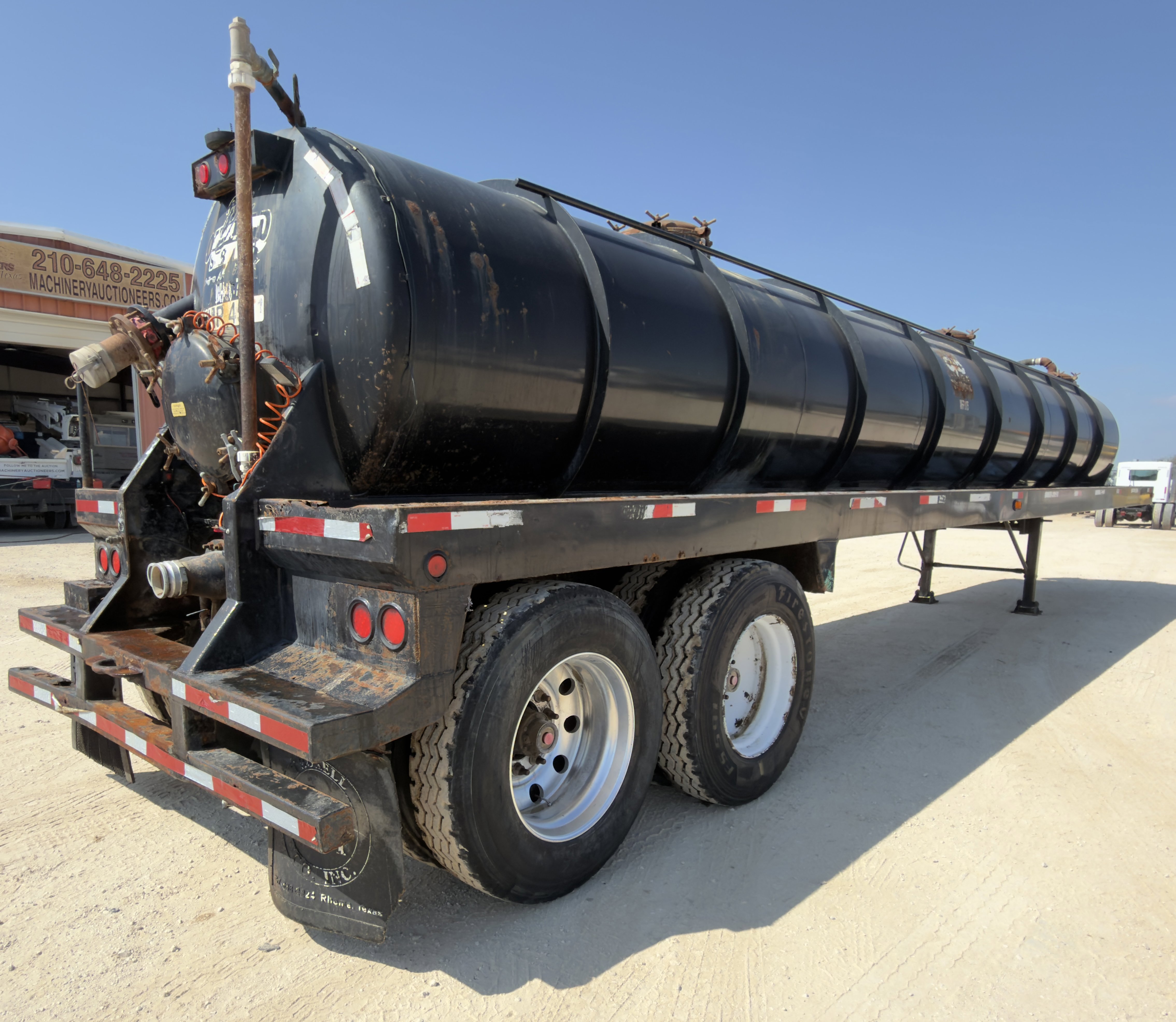 2011 Trojan 130BBL