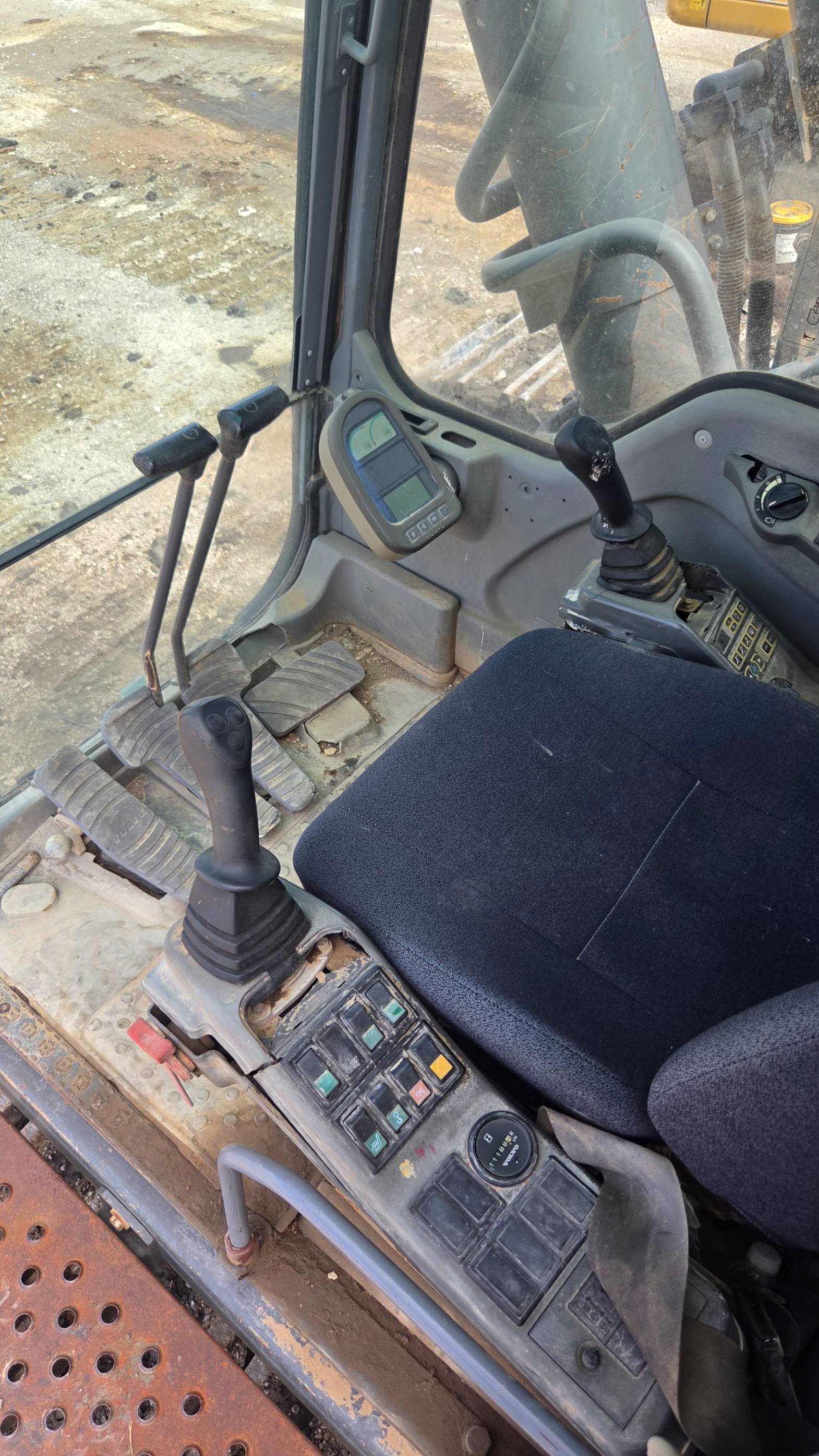 2006 Volvo EC700BLC