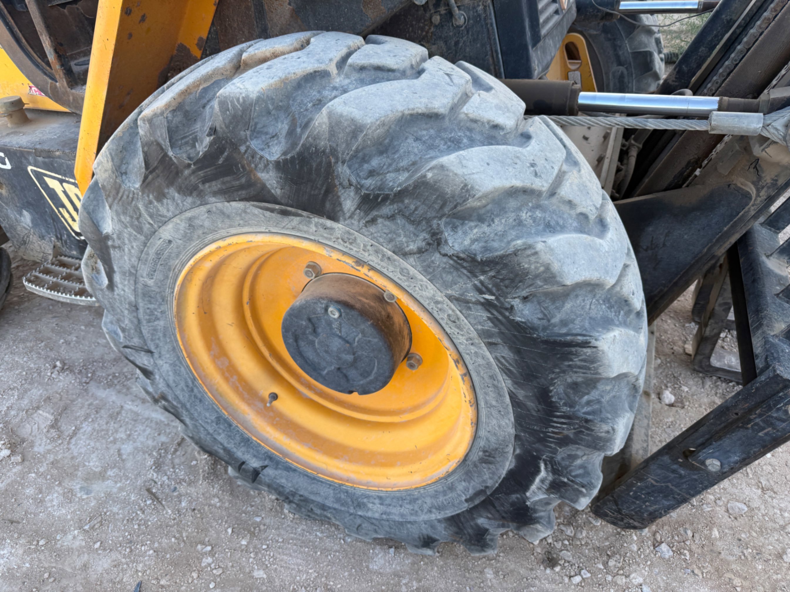 2012 JCB 930