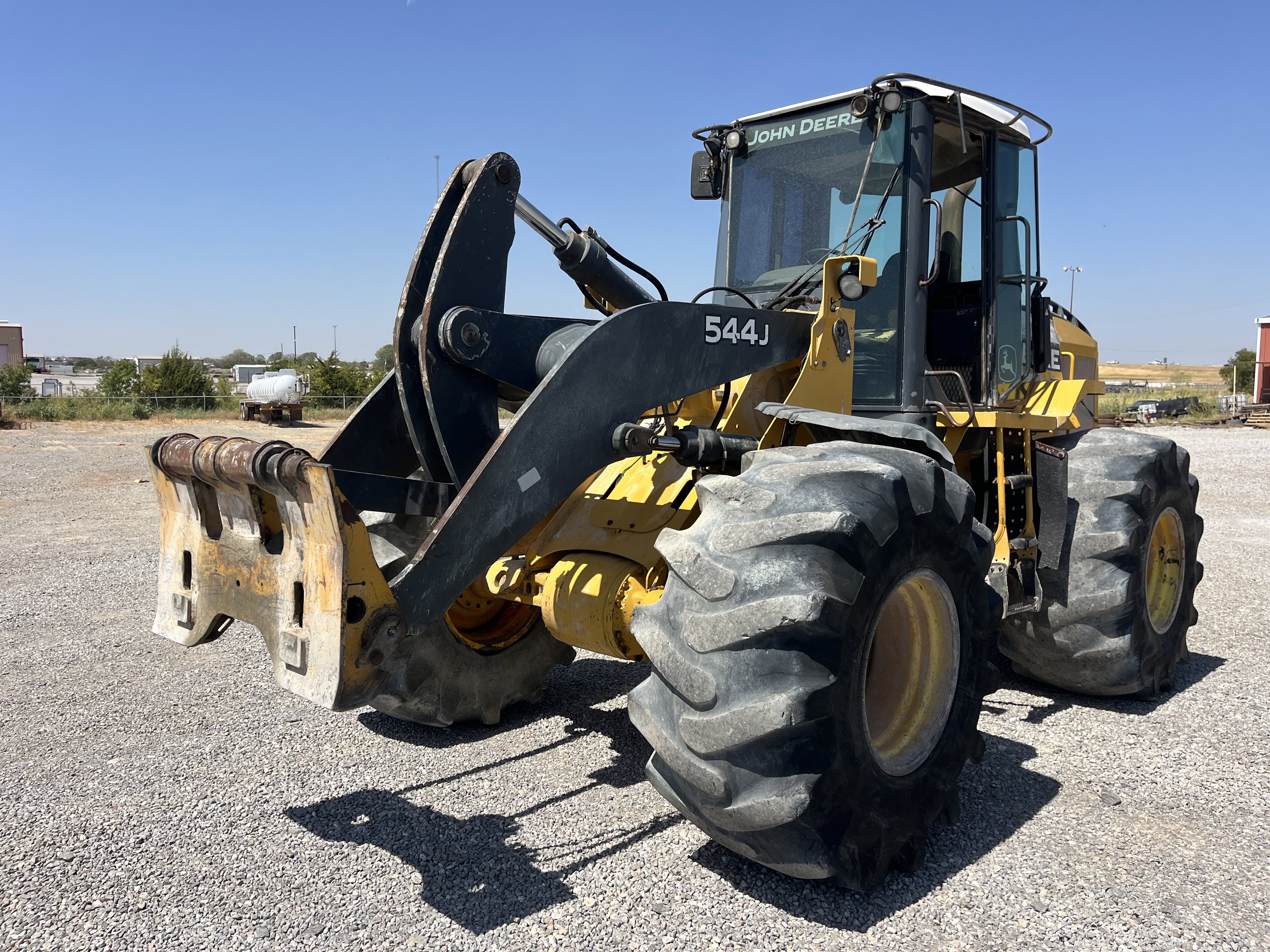 Photo of 2010 John Deere 544J