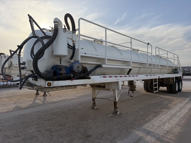 Photo of 2015 Dragon 130BBL
