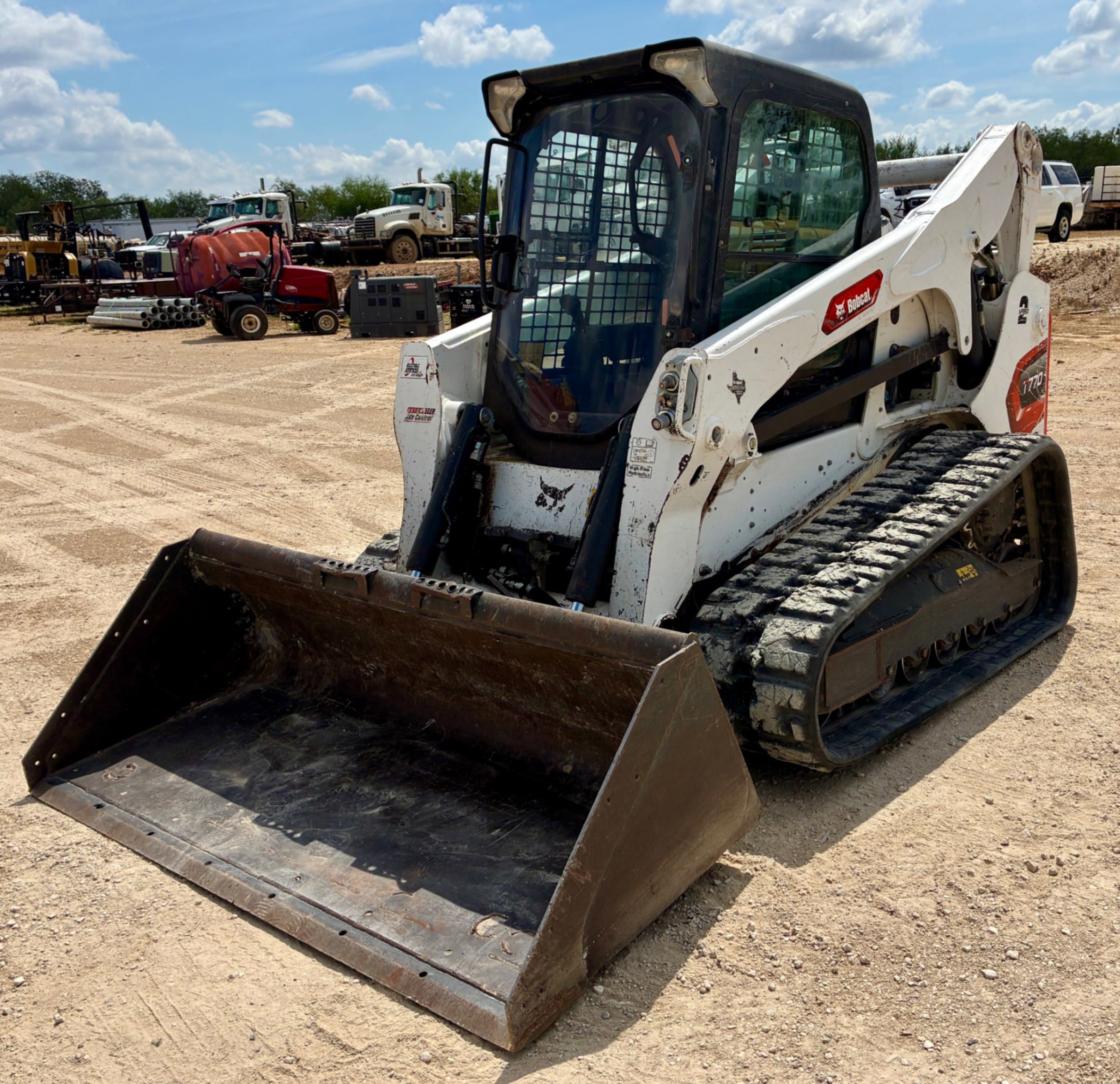 Photo of 2023 Bobcat T770
