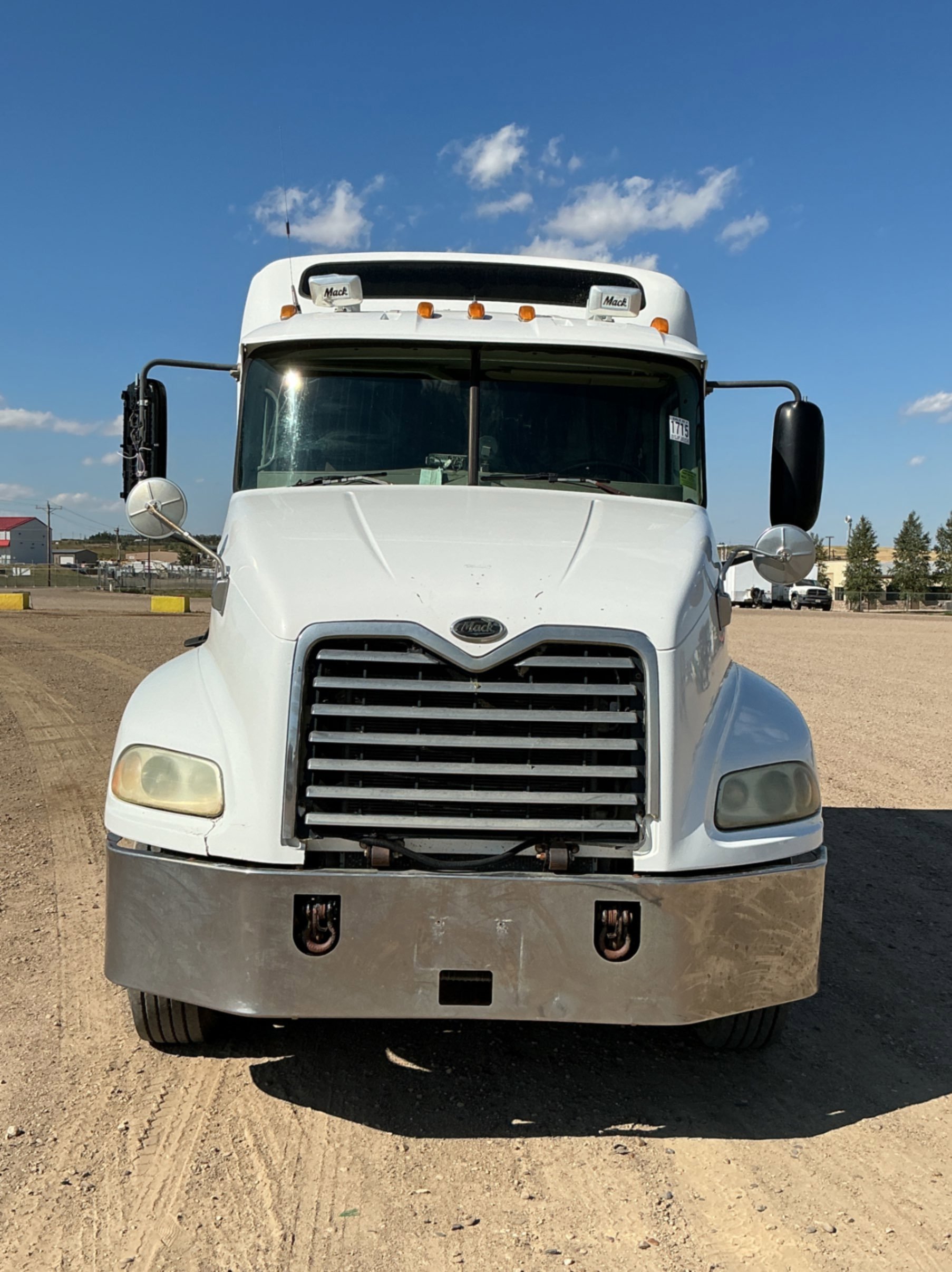 2004 Mack VISION