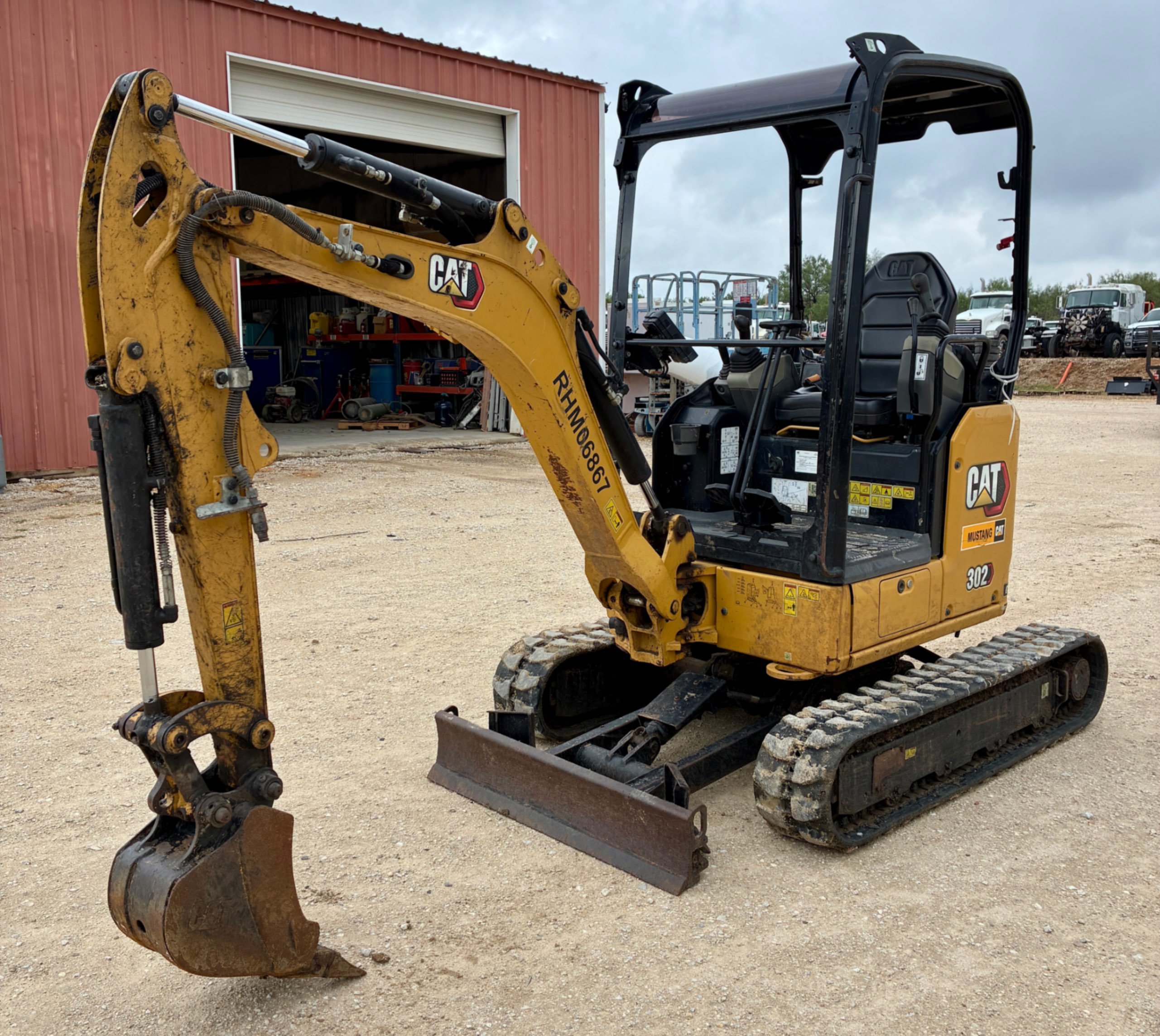 2024 Caterpillar 302