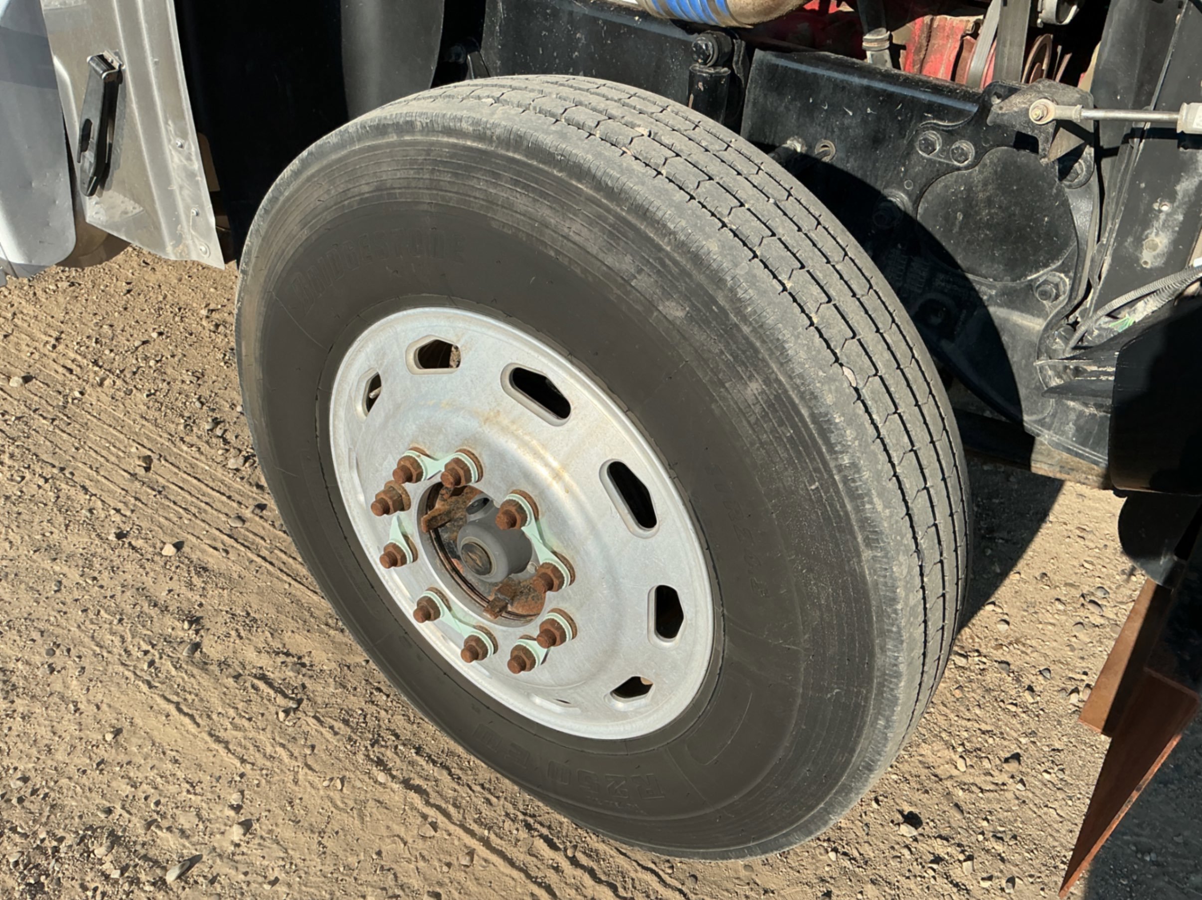 2013 Freightliner CORONADO 122