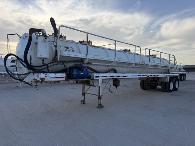 Photo of 2012 Dragon 130BBL