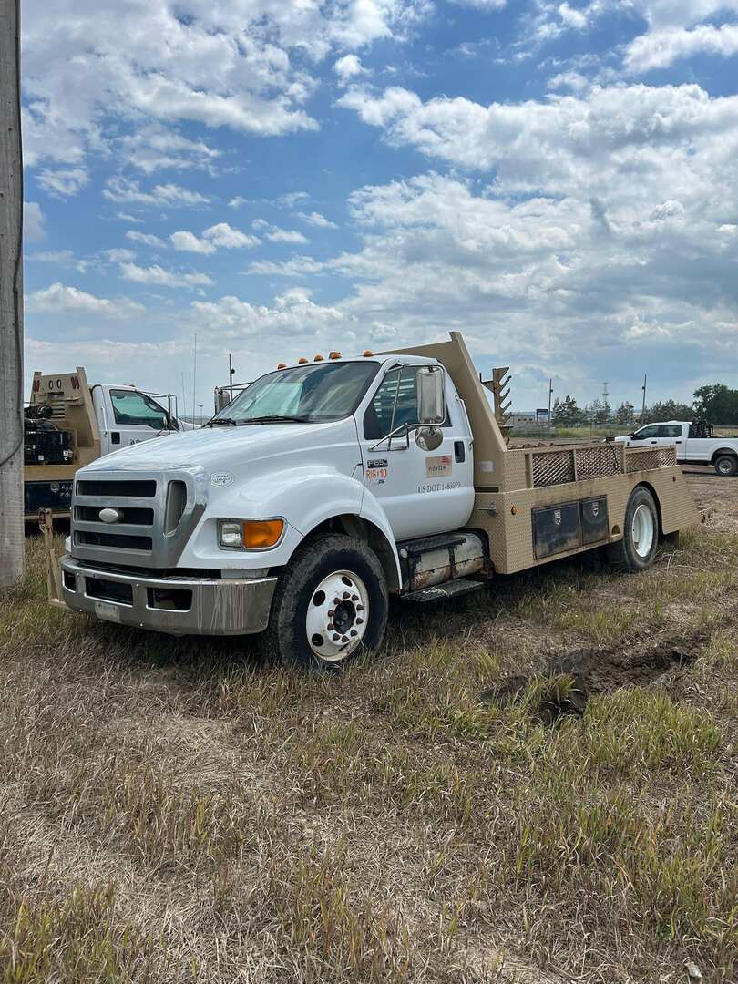 Photo of 2008 Ford F650