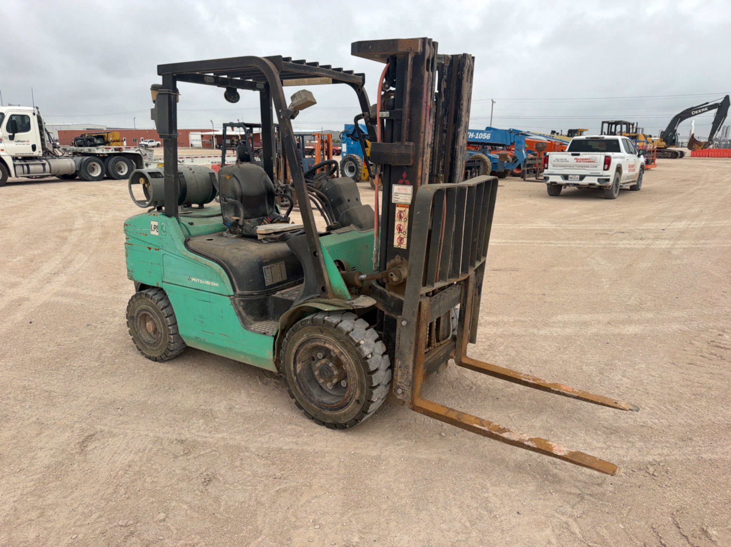 Mitsubishi FG30N