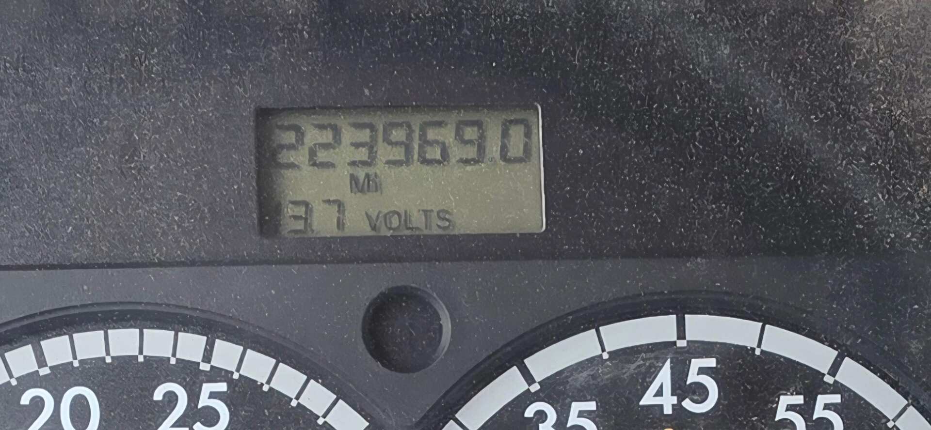2002 Freightliner FL80