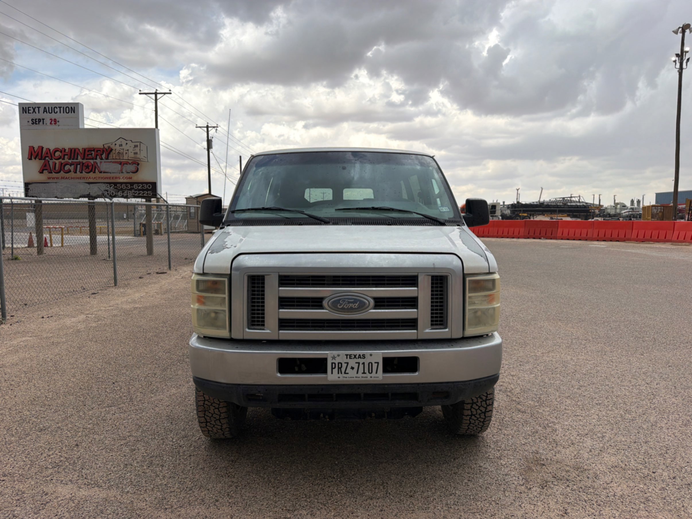 2011 Ford E-SERIES