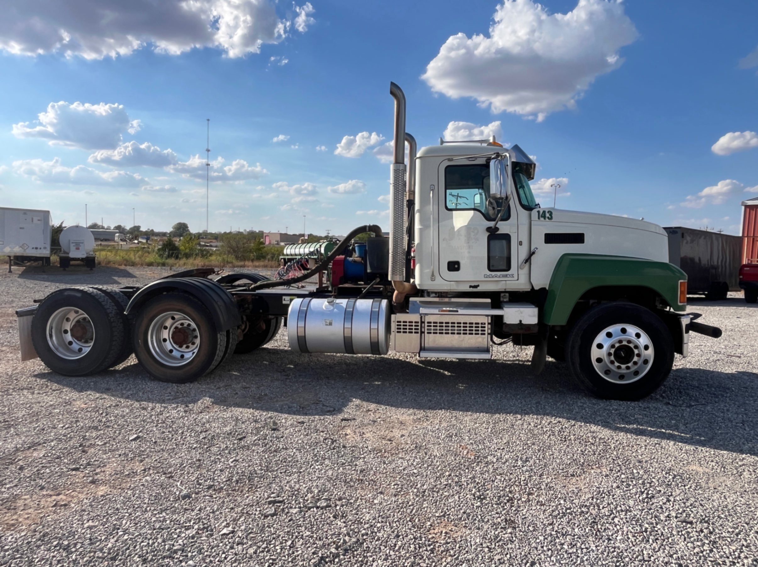 2018 Mack CHU613