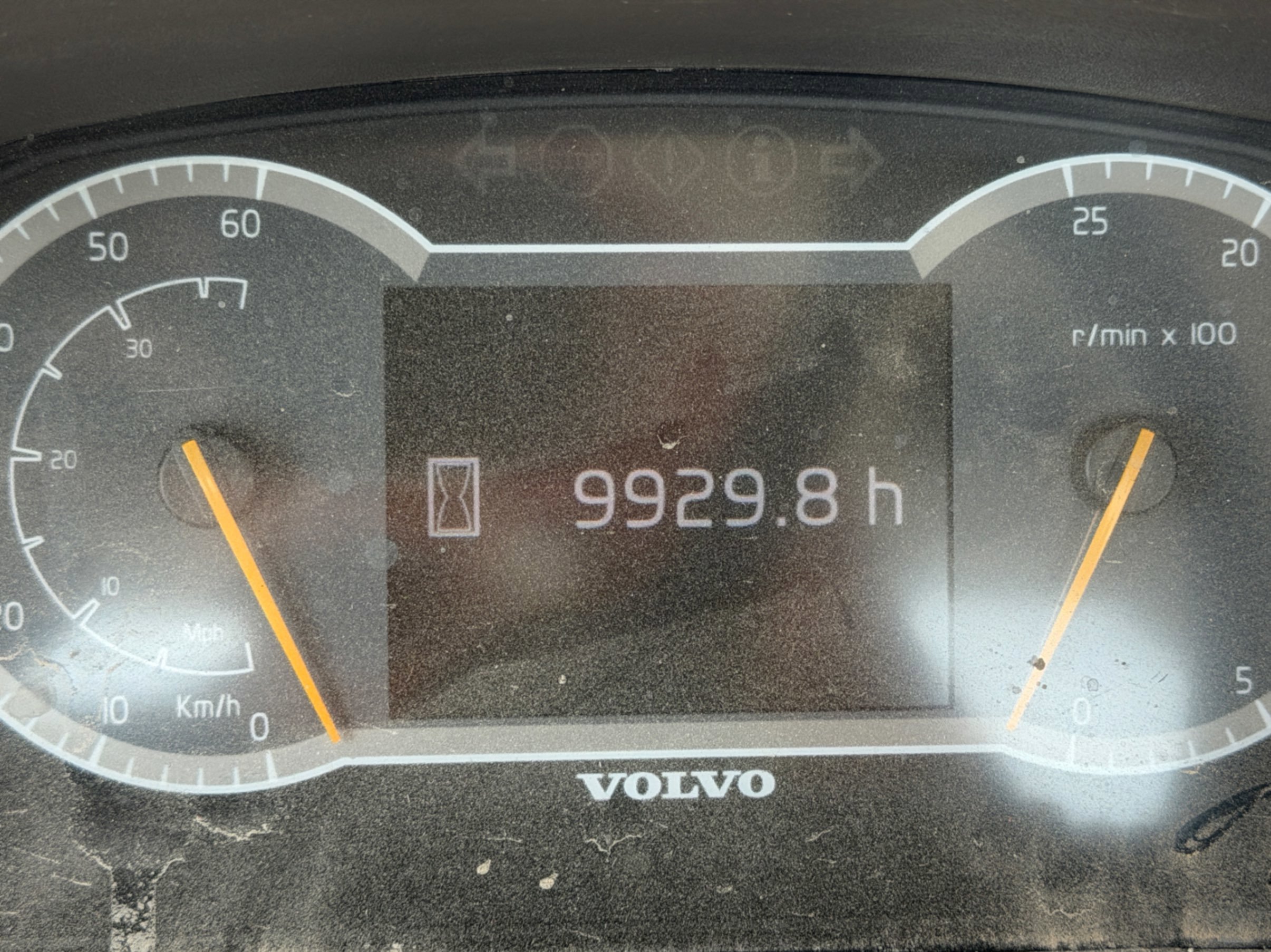 2021 Volvo L90H