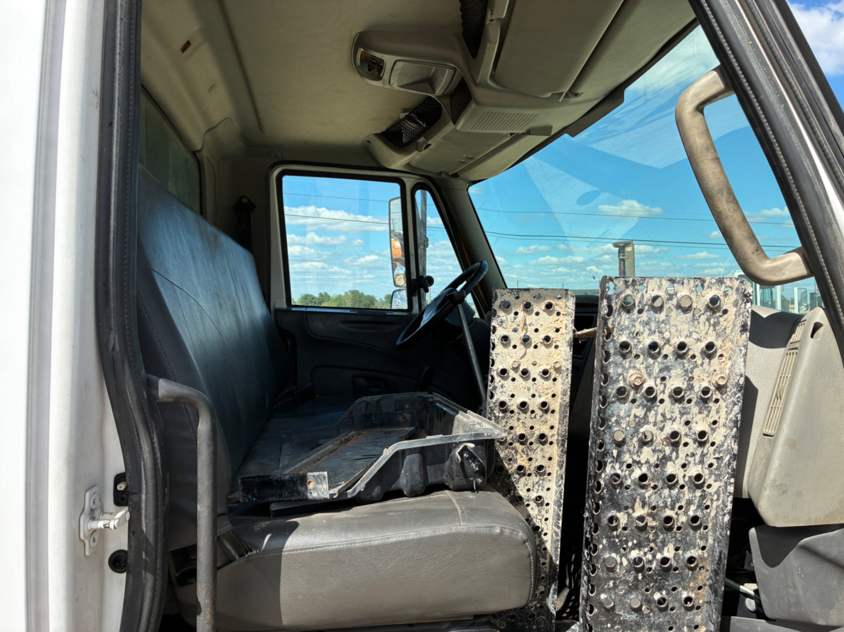 2013 International DURASTAR 4300