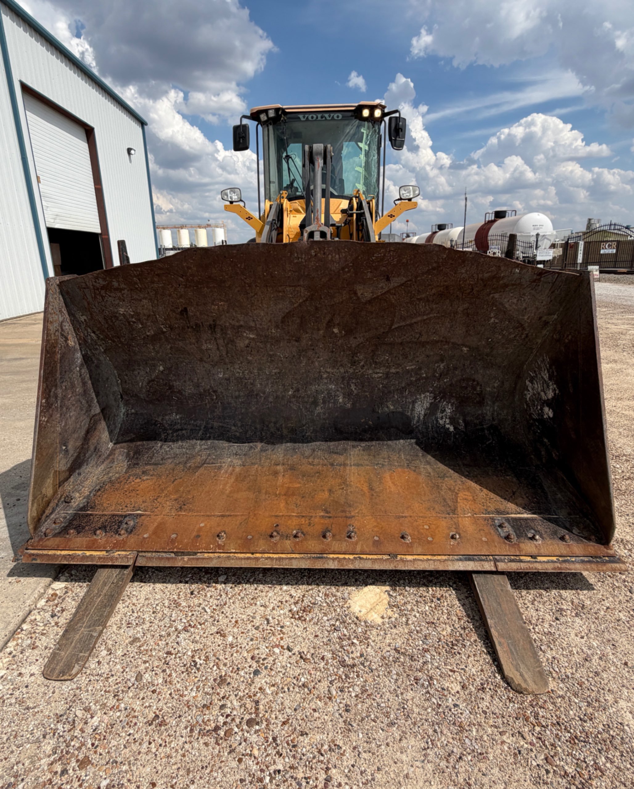 2019 Volvo L90H