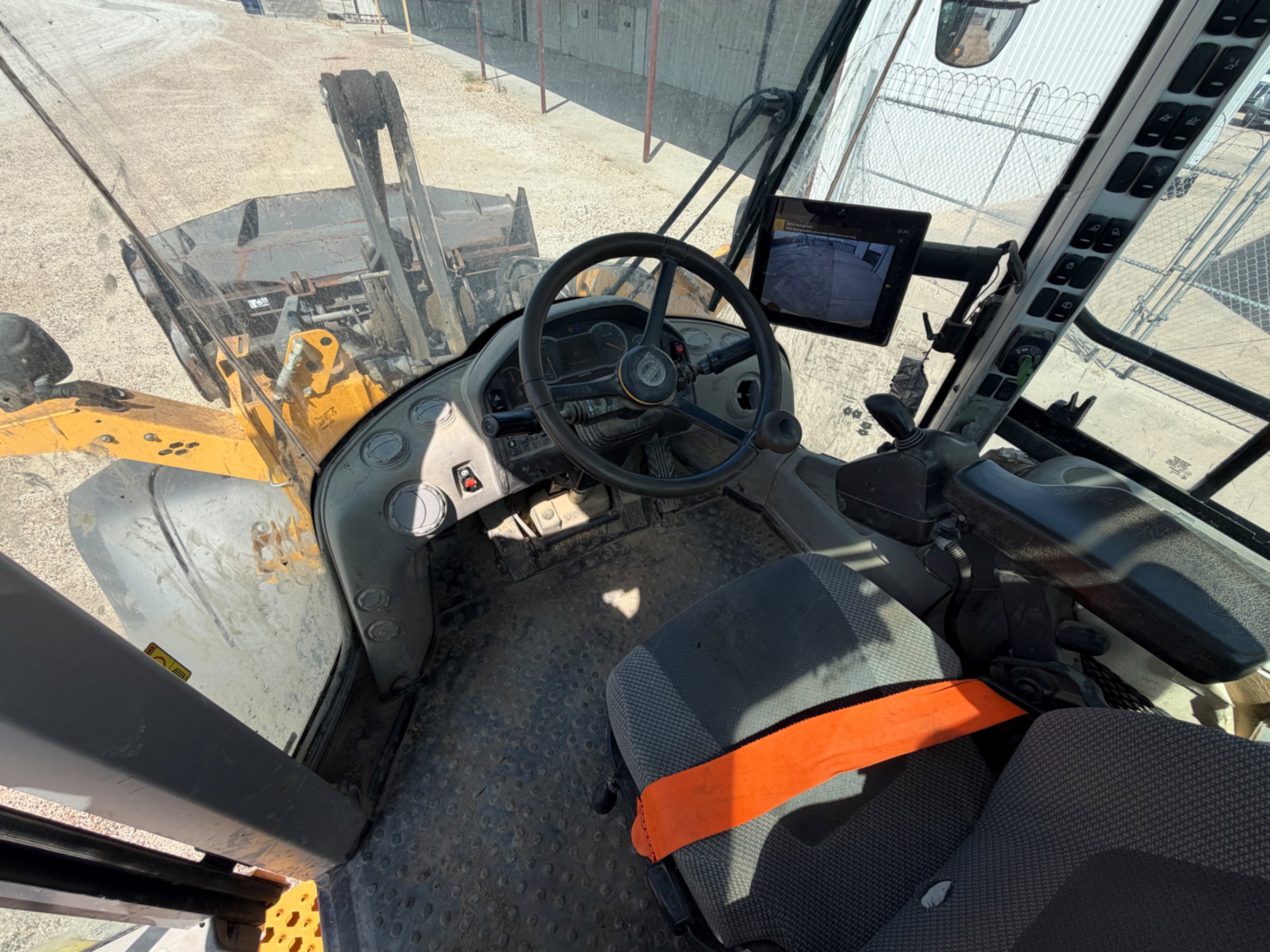 2021 Volvo L90H