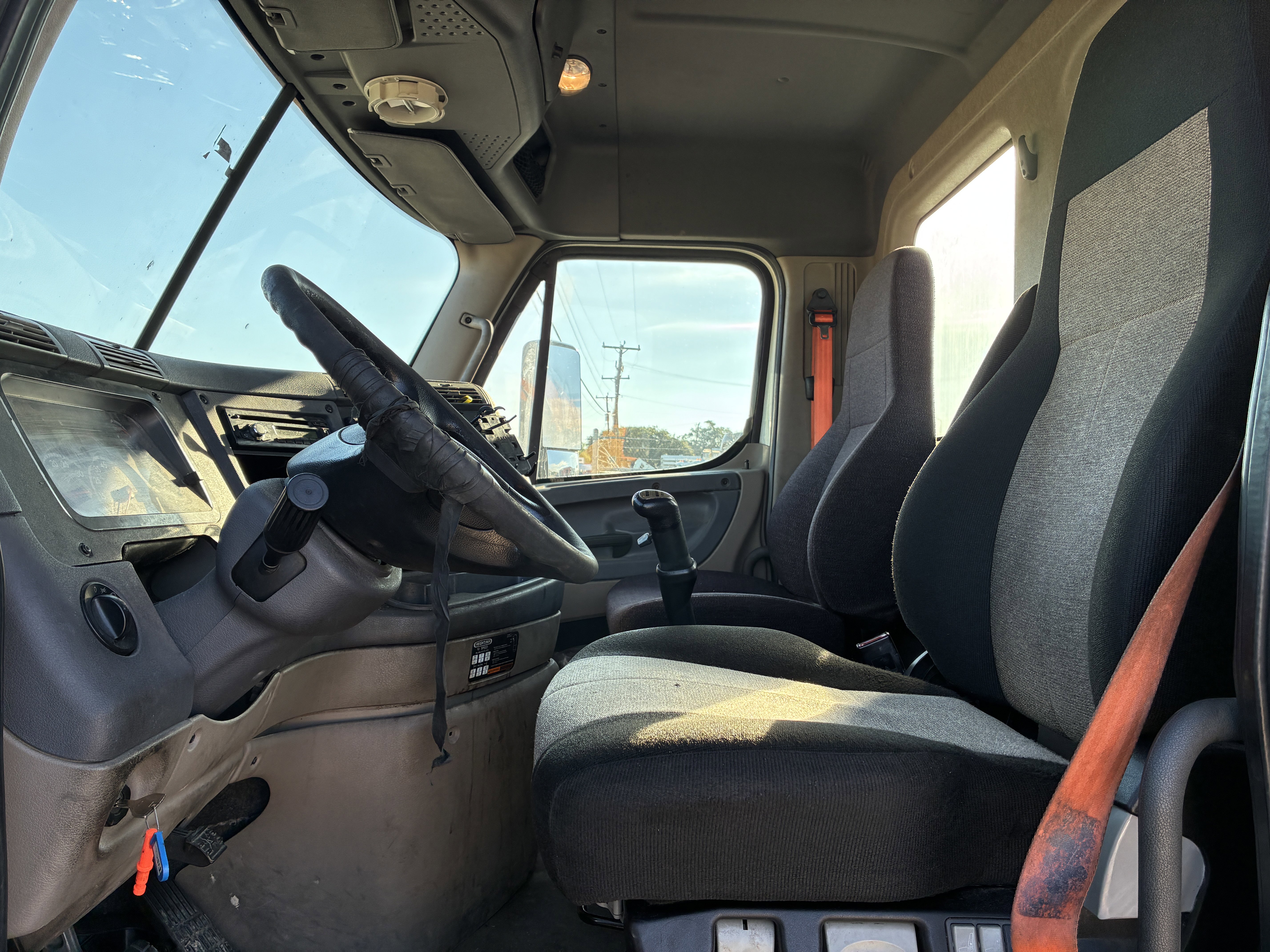 2016 Freightliner CASCADIA
