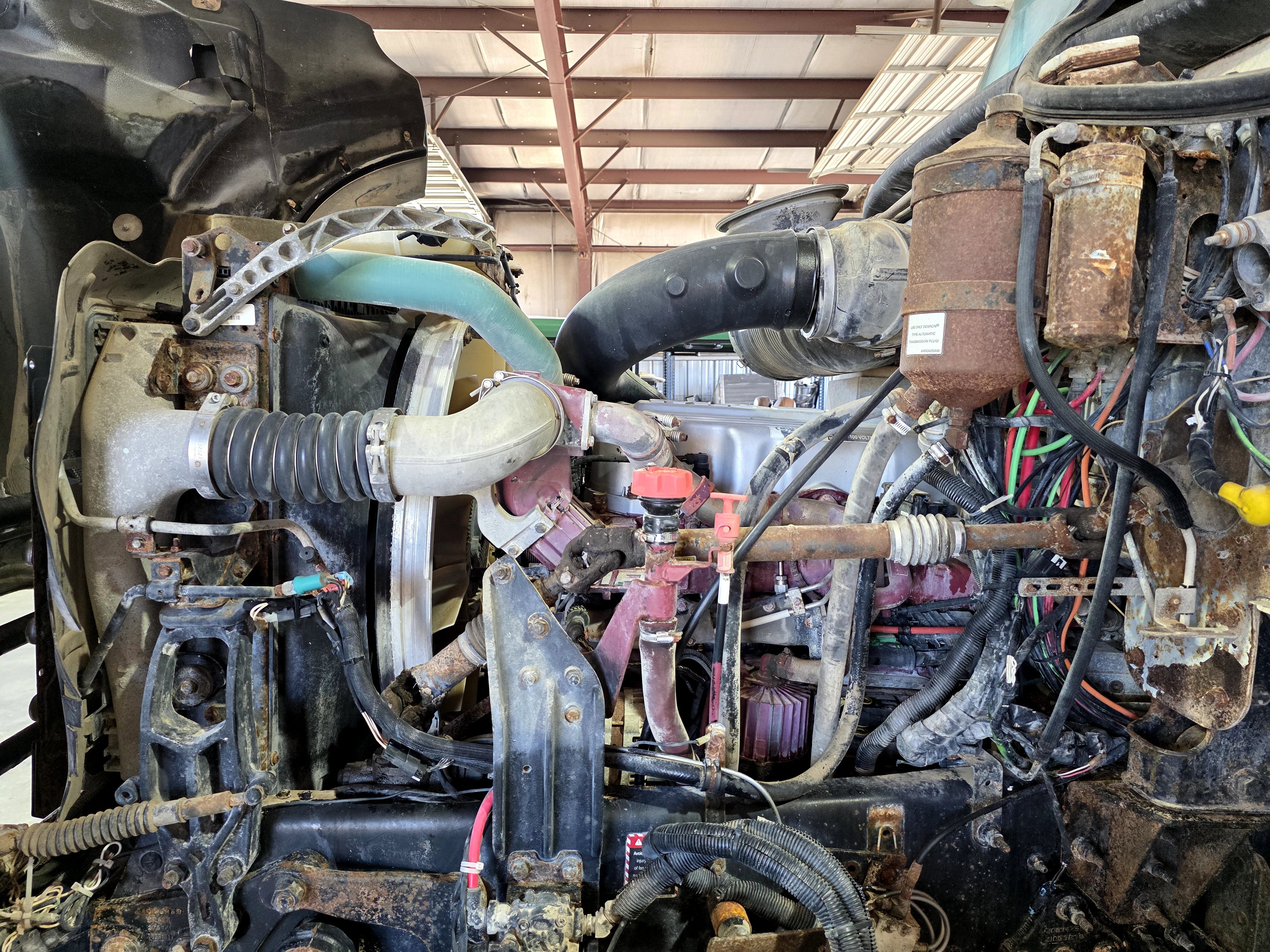 2012 Mack GU713