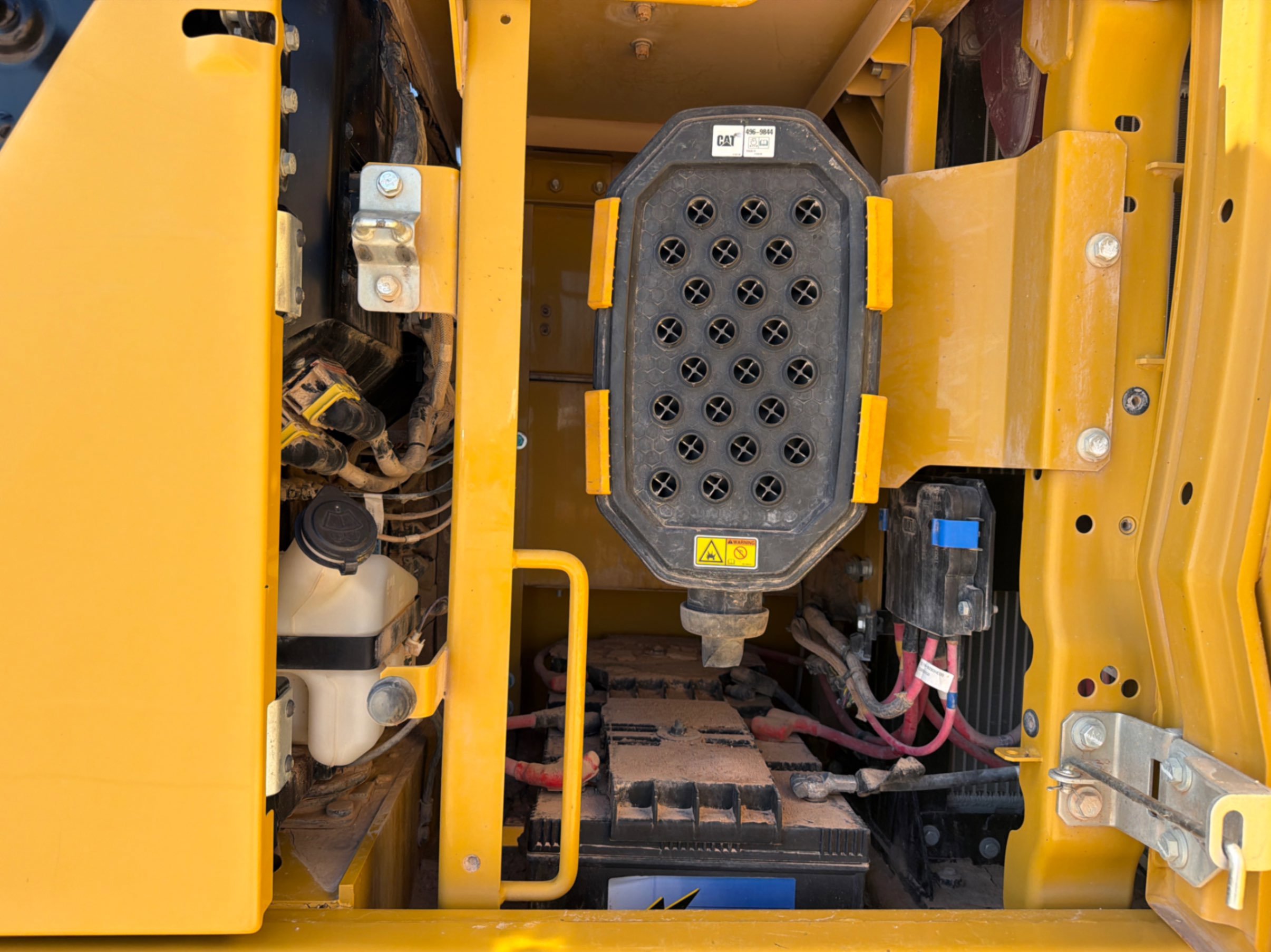 2020 Caterpillar 330