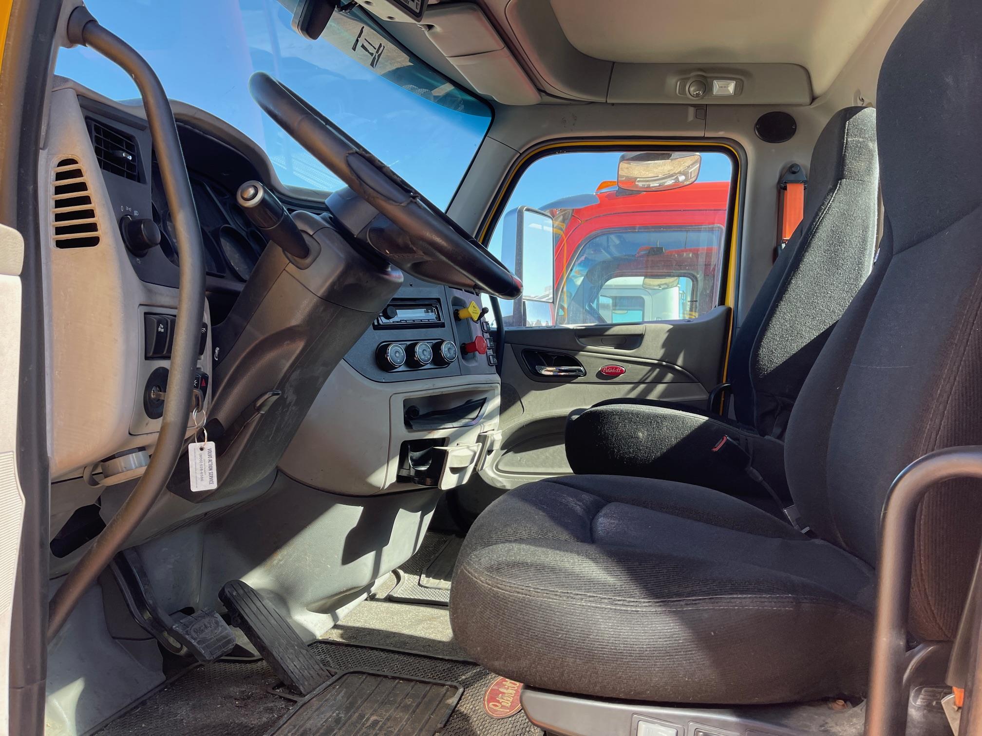 2019 Peterbilt 579