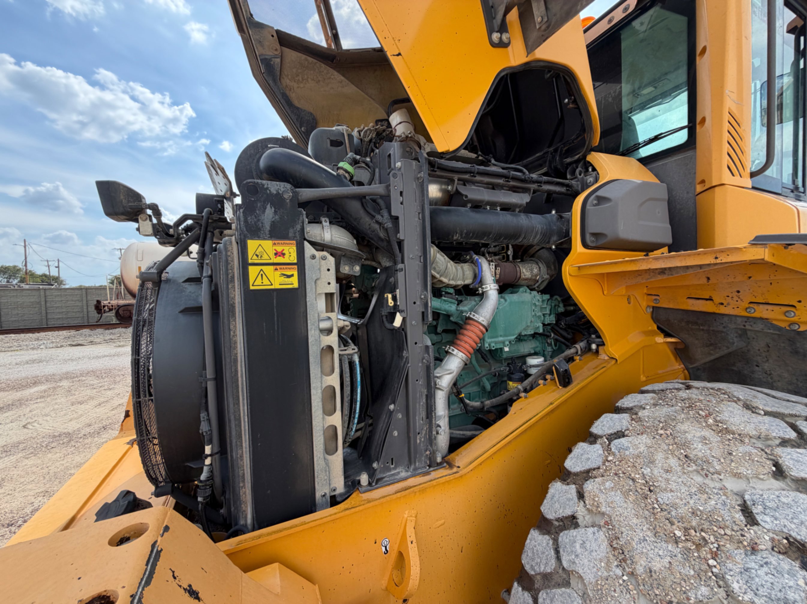 2019 Volvo L90H
