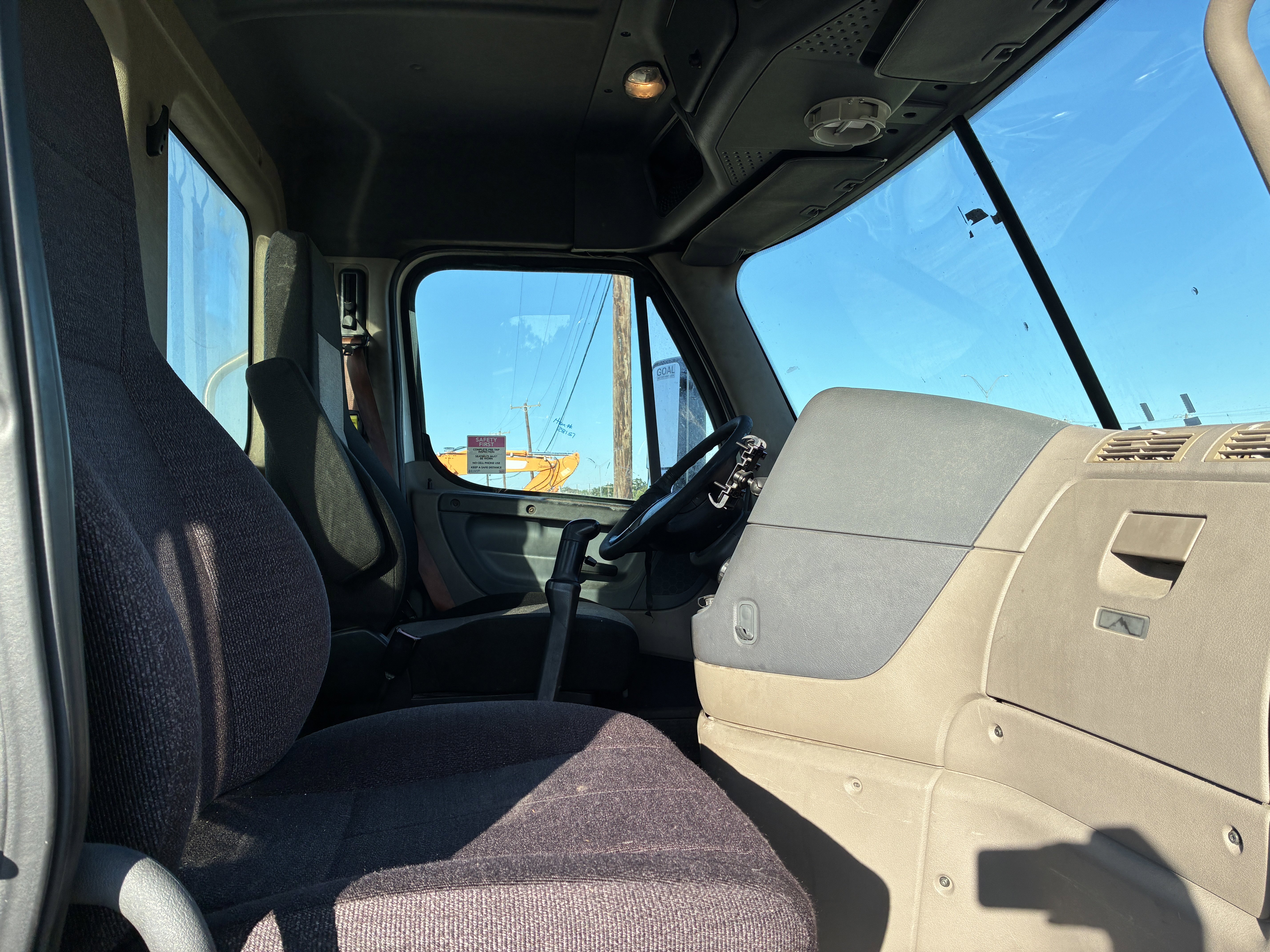 2016 Freightliner CASCADIA