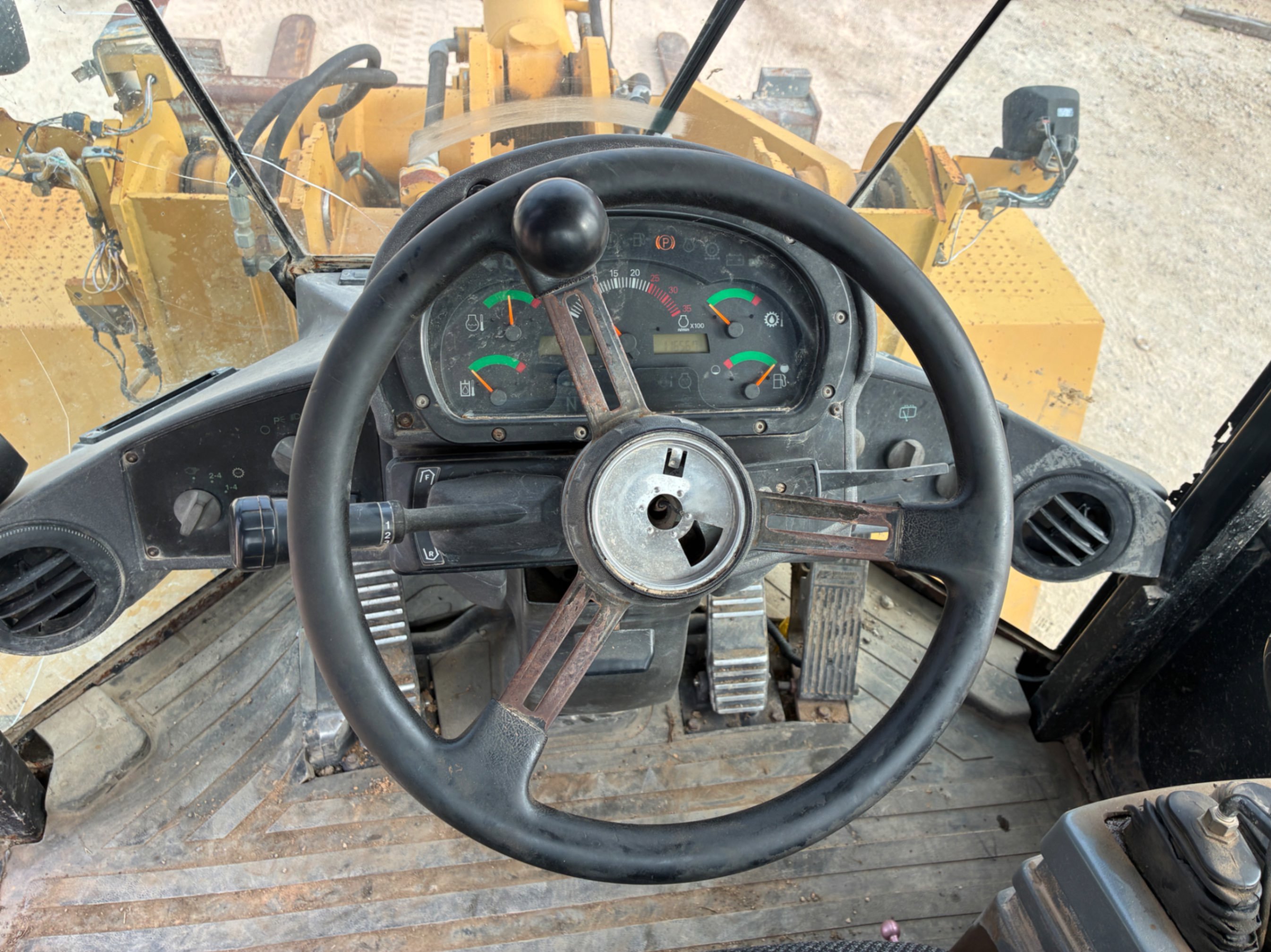 2004 Caterpillar 938G SERIE II