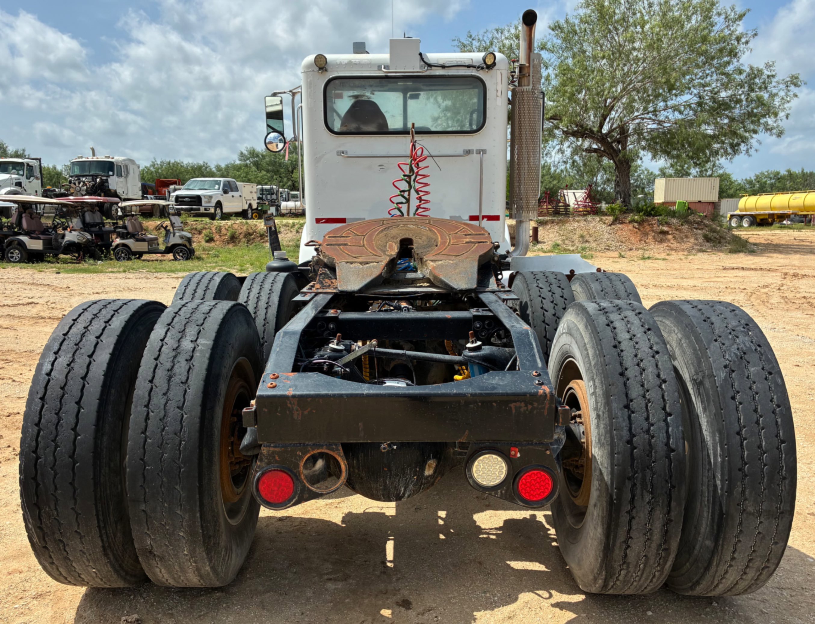 2016 Peterbilt 365