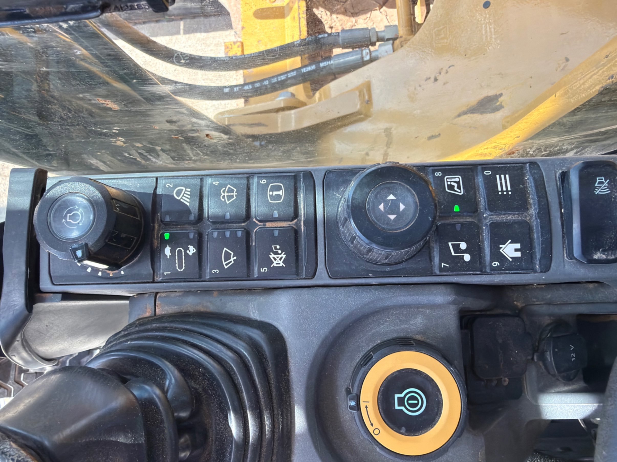 2020 Caterpillar 330