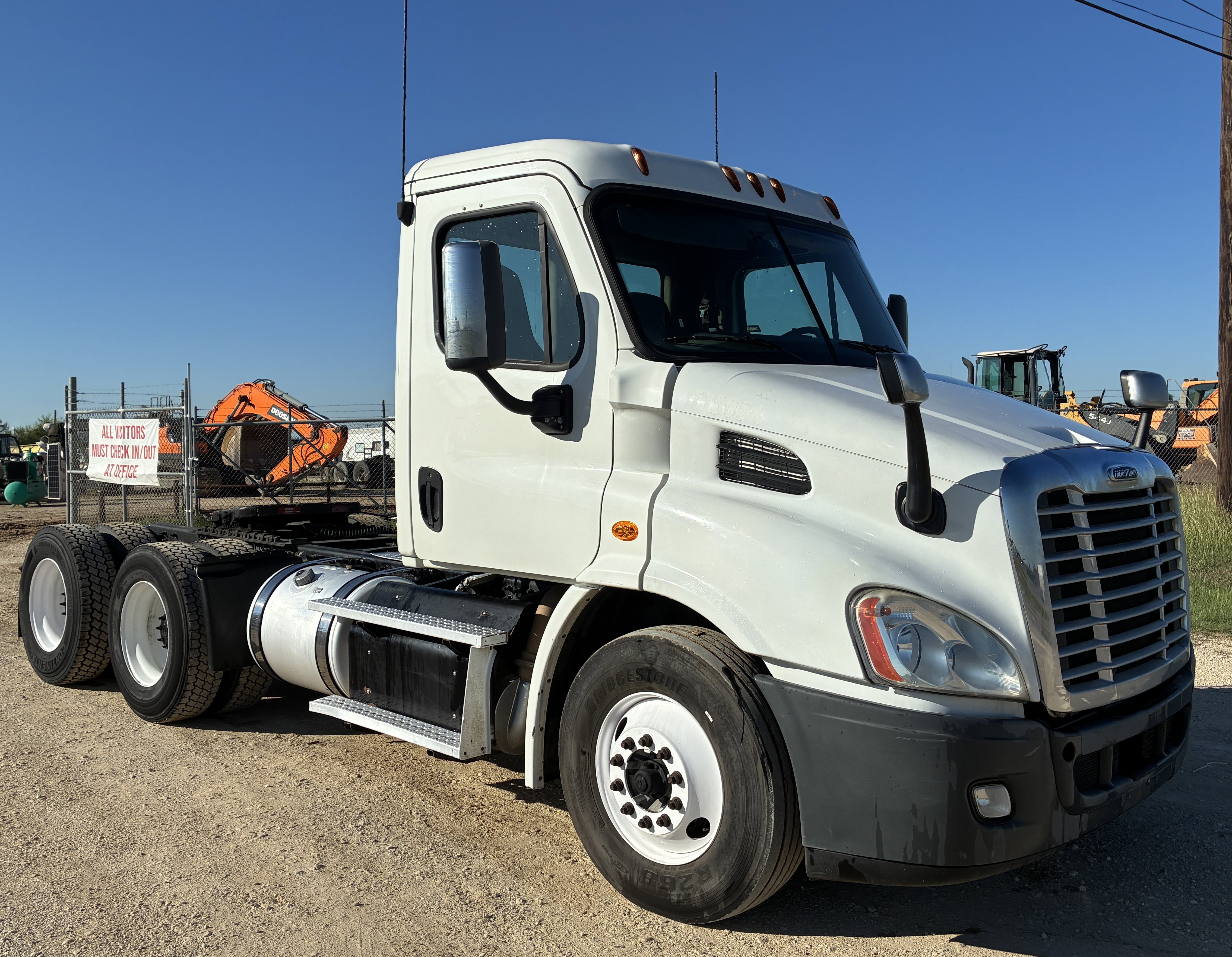 2016 Freightliner CASCADIA