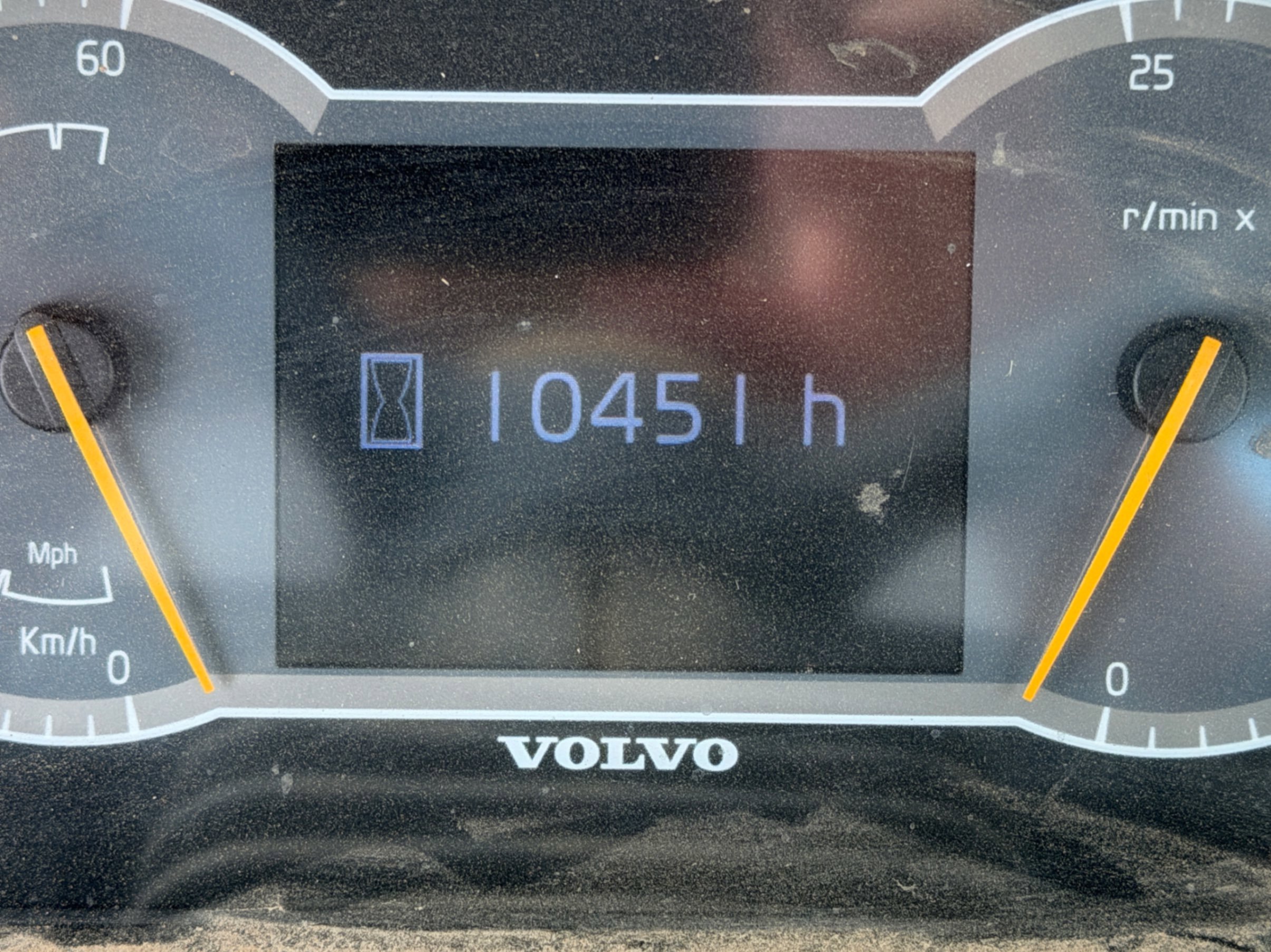 2019 Volvo L90H
