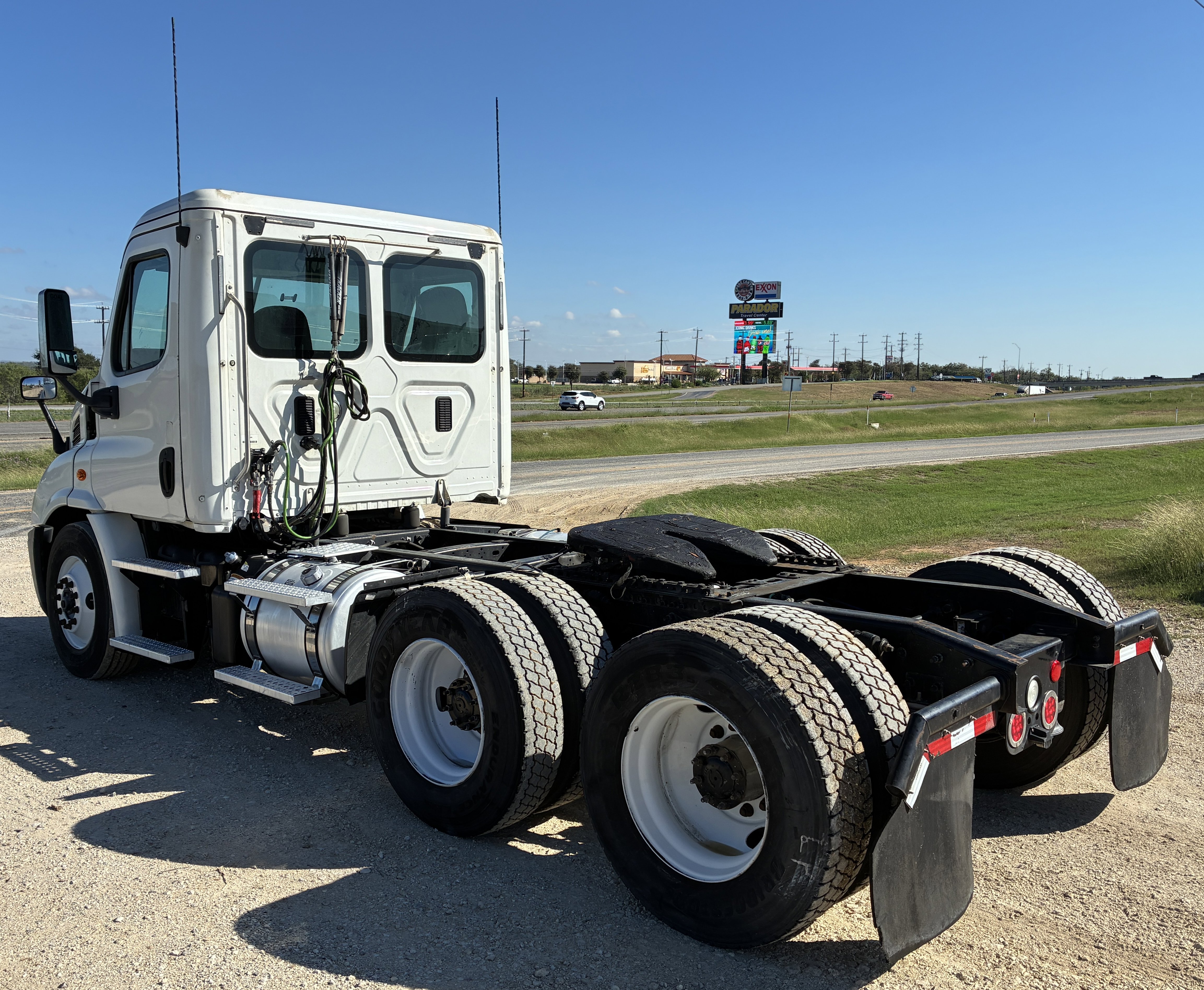 2016 Freightliner CASCADIA